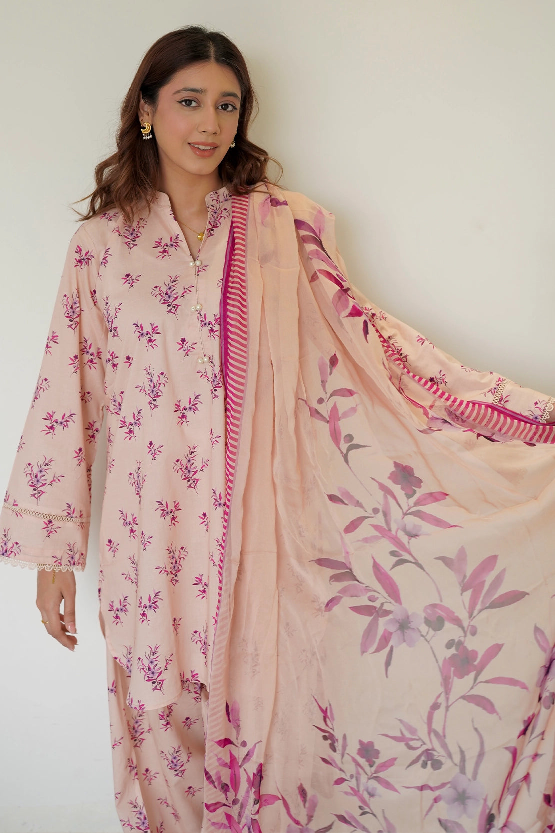 Stitched 3 Piece - LAWN - 544