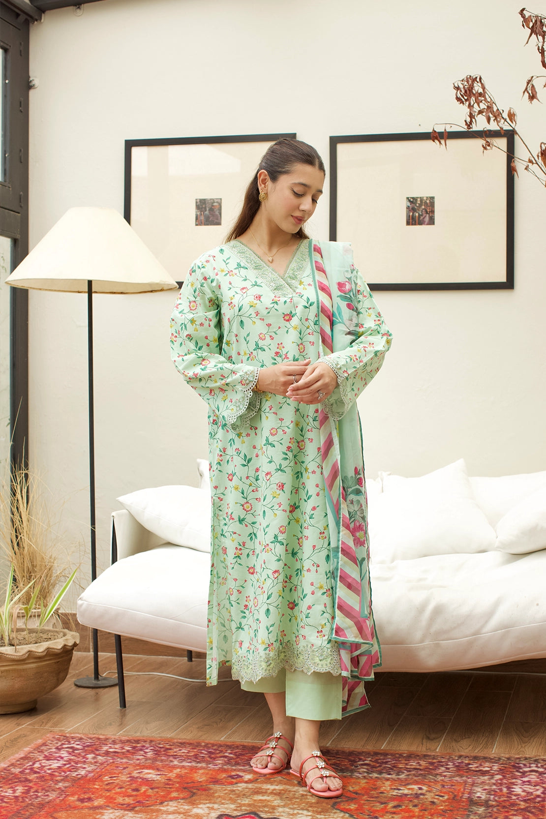 Stitched 3 Piece - LAWN - 545