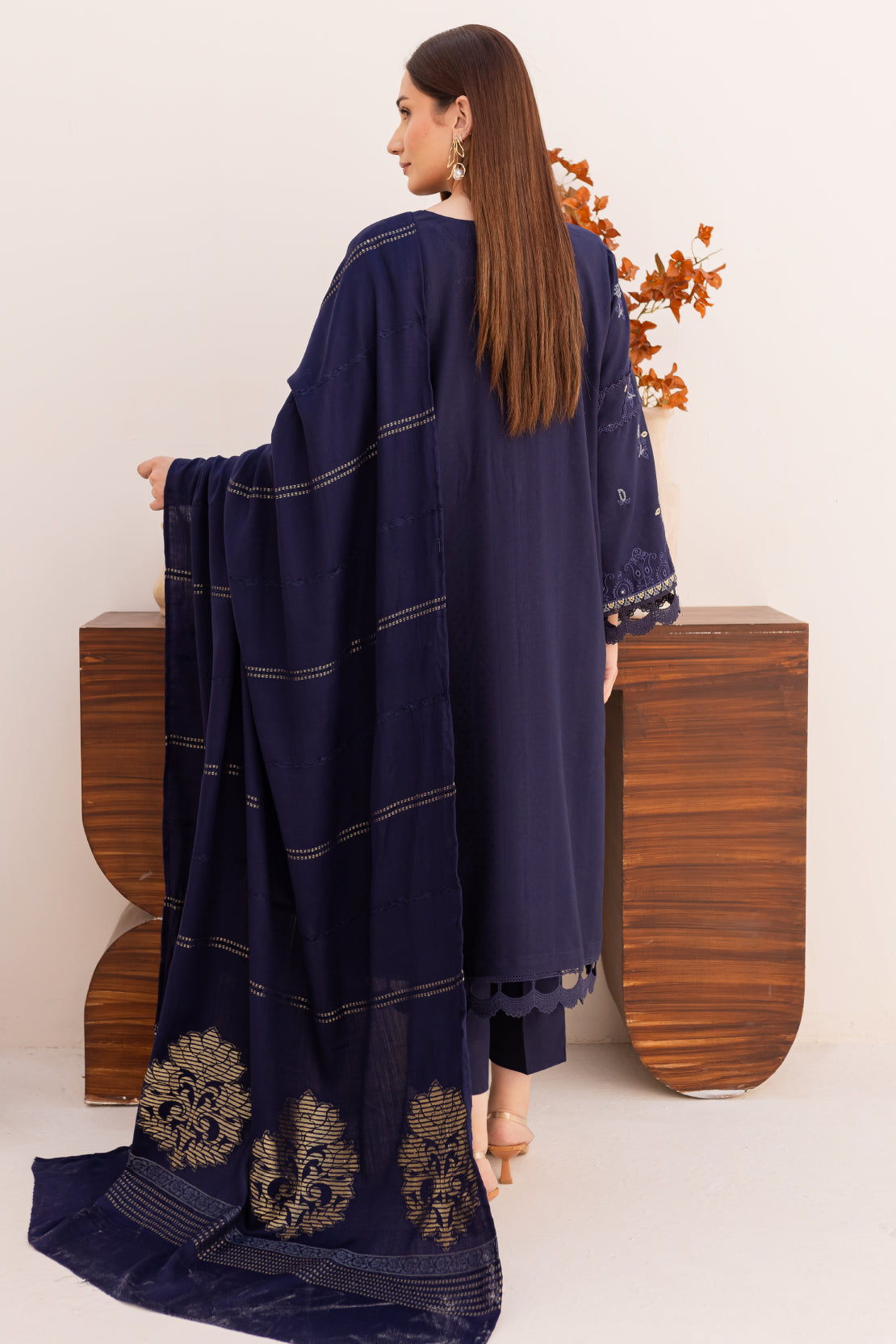 3 PIECE - PREMIUM EMBROIDERED WOOL - 5001