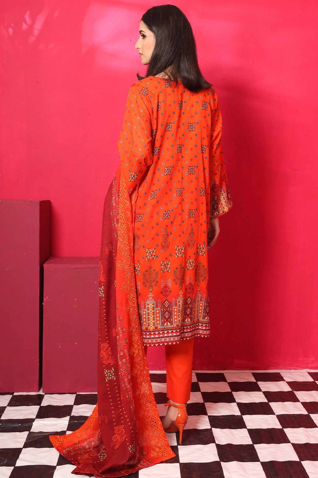 3 Piece - Premium Embroidered Lawn - 7779
