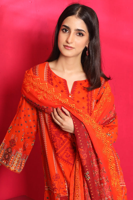 3 Piece - Premium Embroidered Lawn - 7779