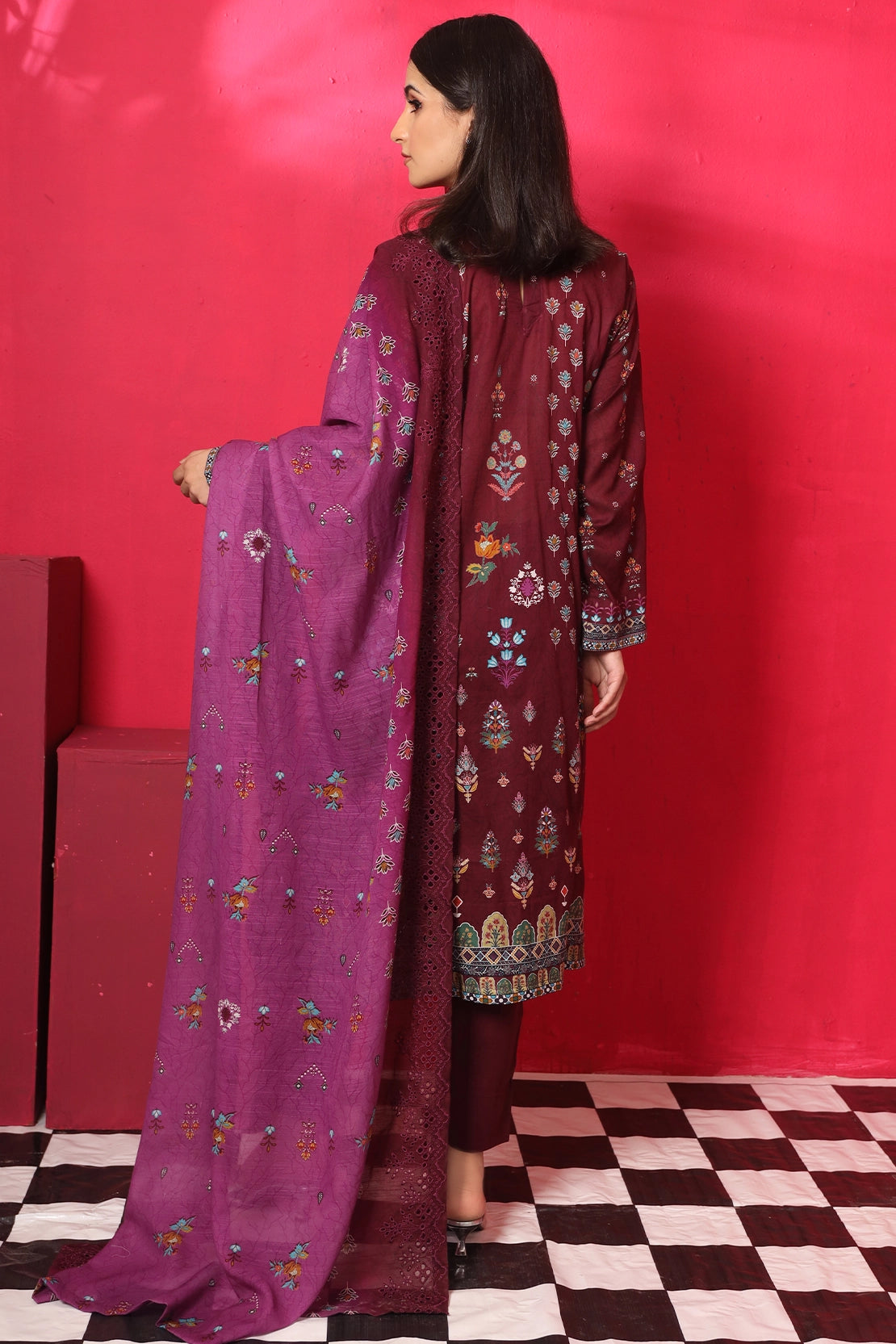 3 Piece - Premium Embroidered Lawn - 7773