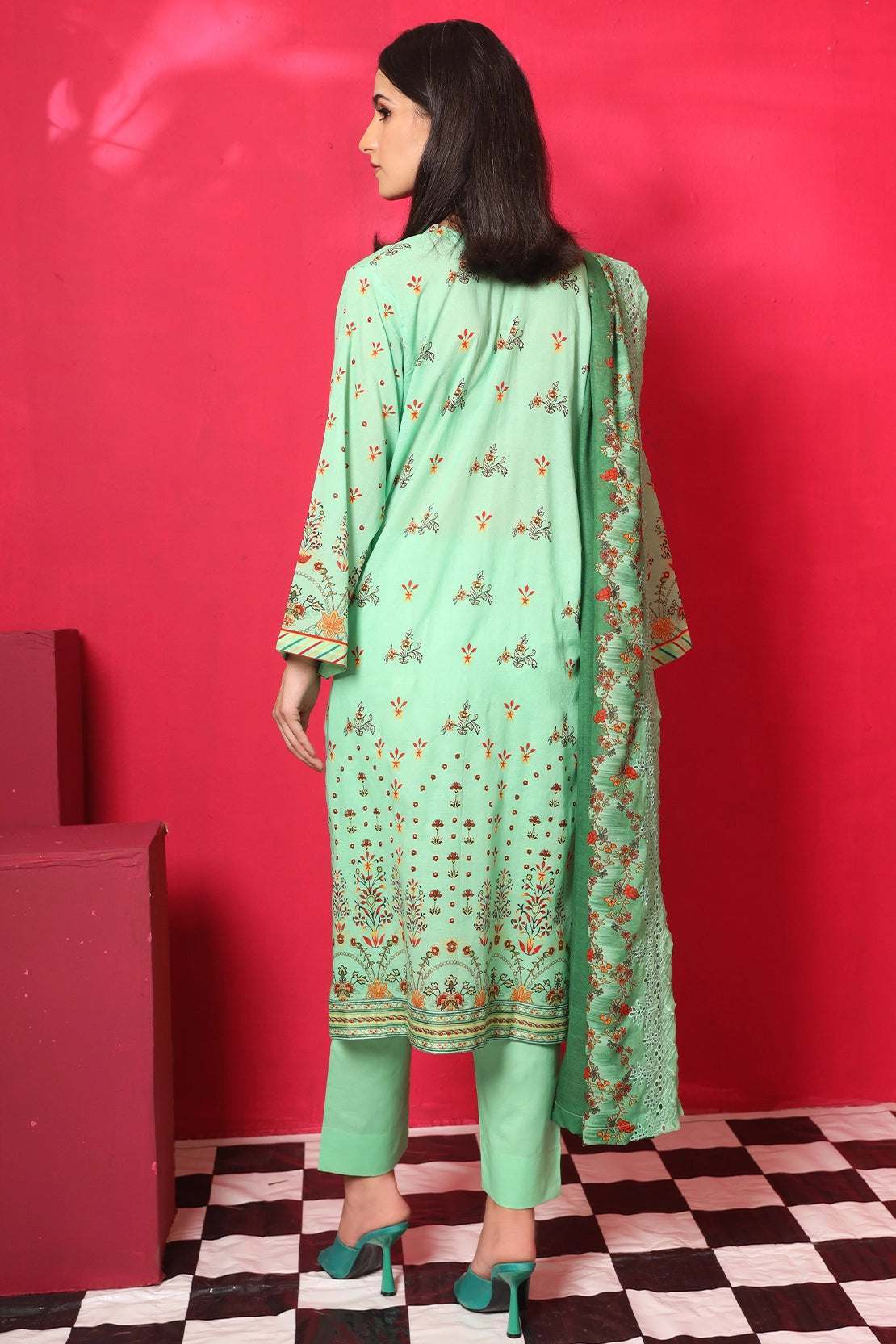 3 Piece - Premium Embroidered Lawn - 7777