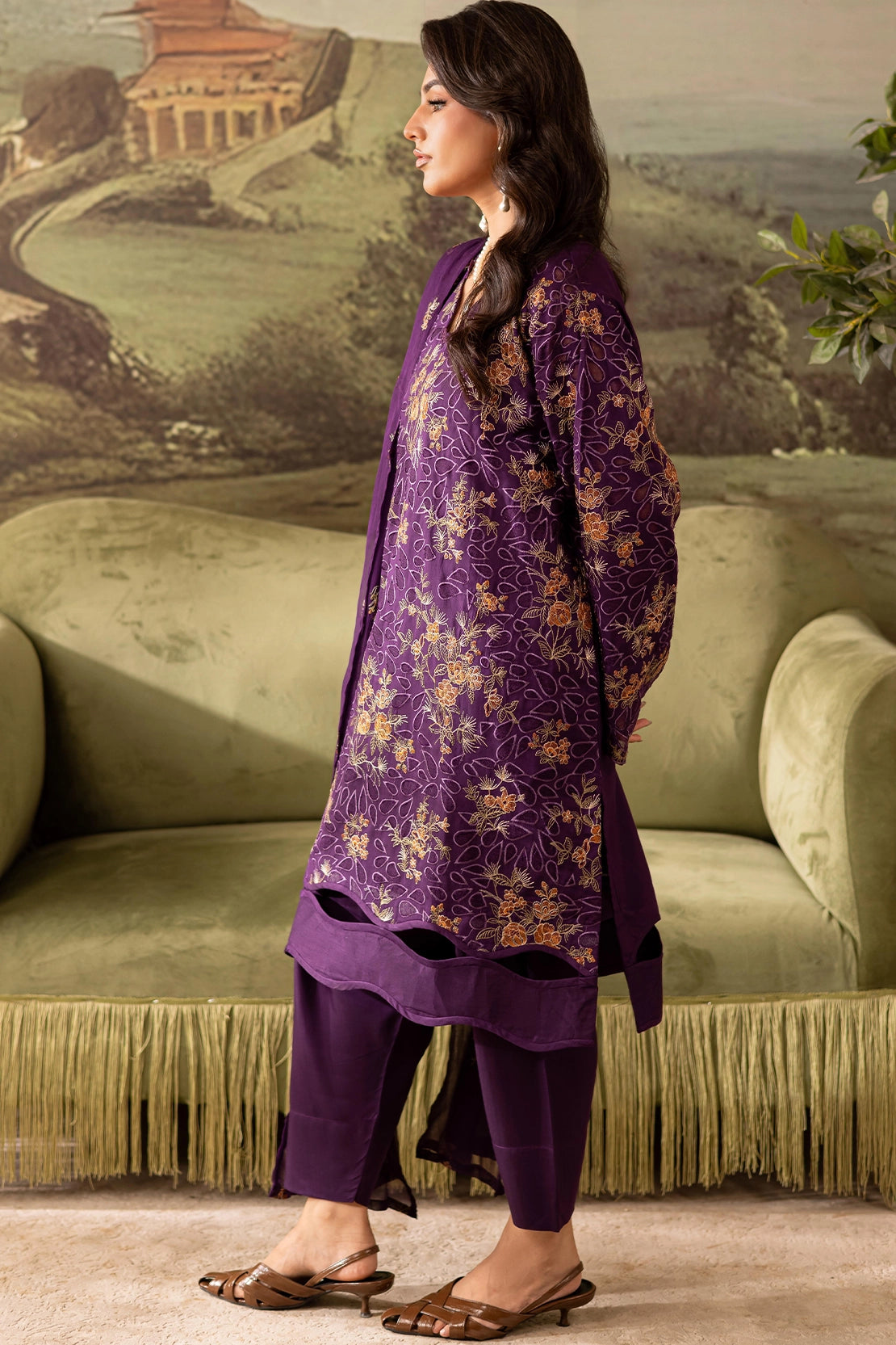 The Artisan Luxury Embroidered Viscose - 4402