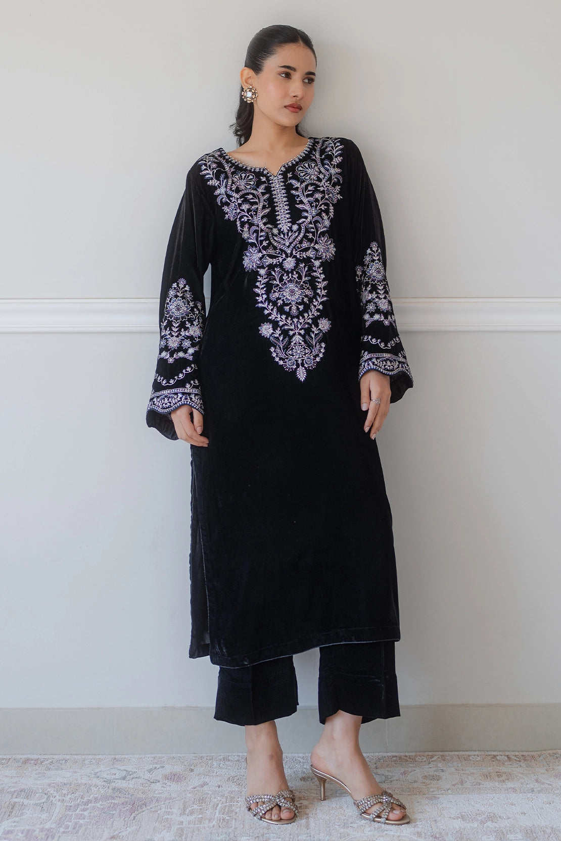 Stitched 3 Piece - Velvet - Noir