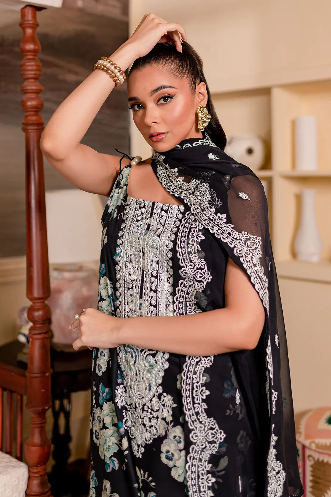 3 Piece - Luxury Embroidered Cambric - 8111