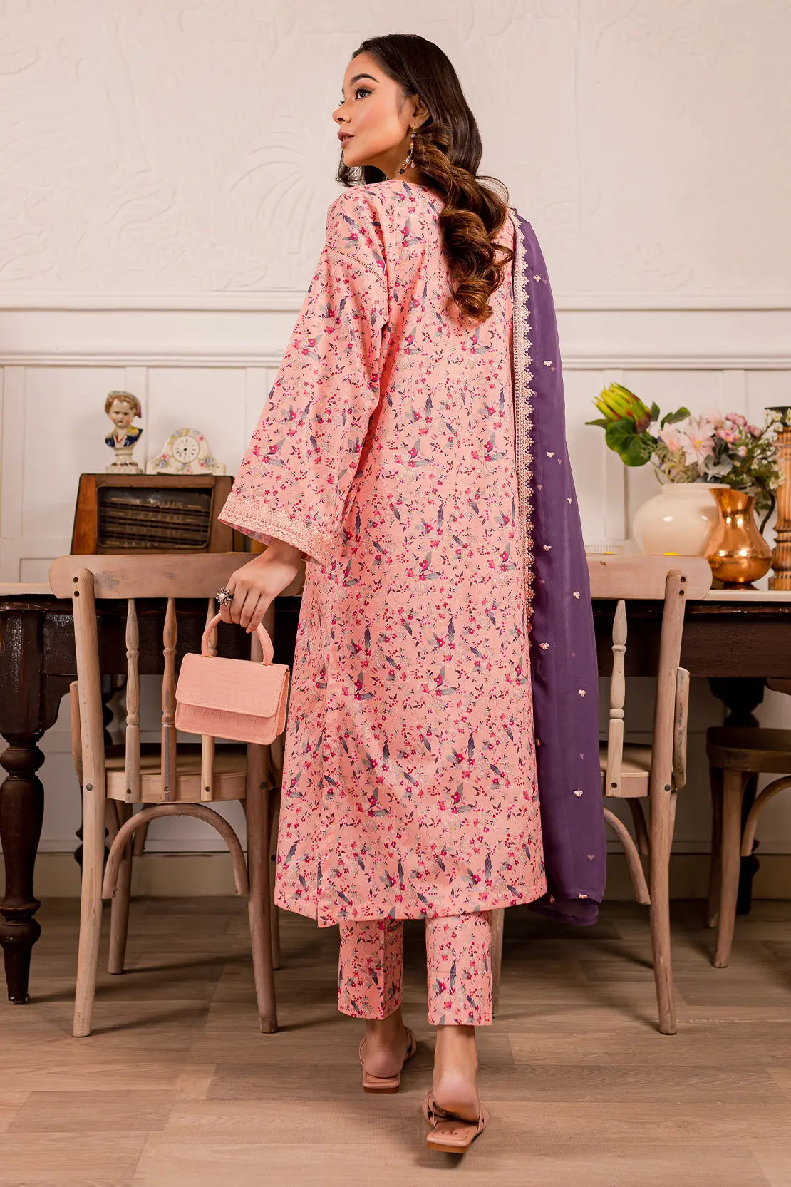 3 Piece - Luxury Embroidered Cambric - 8114