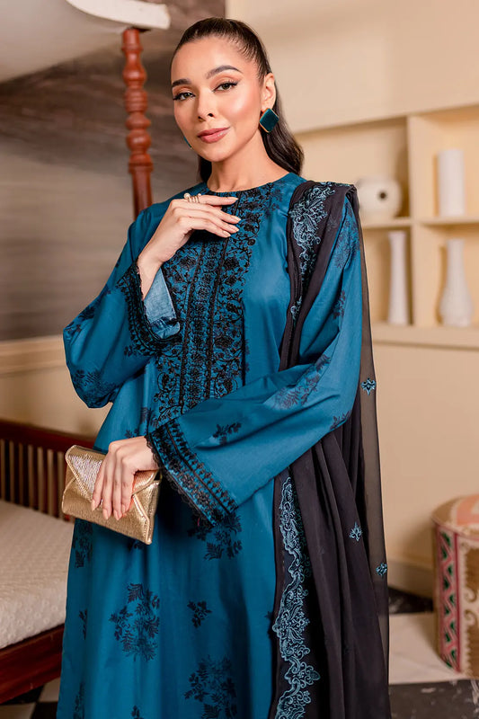 3 Piece - Luxury Embroidered Cambric - 8116