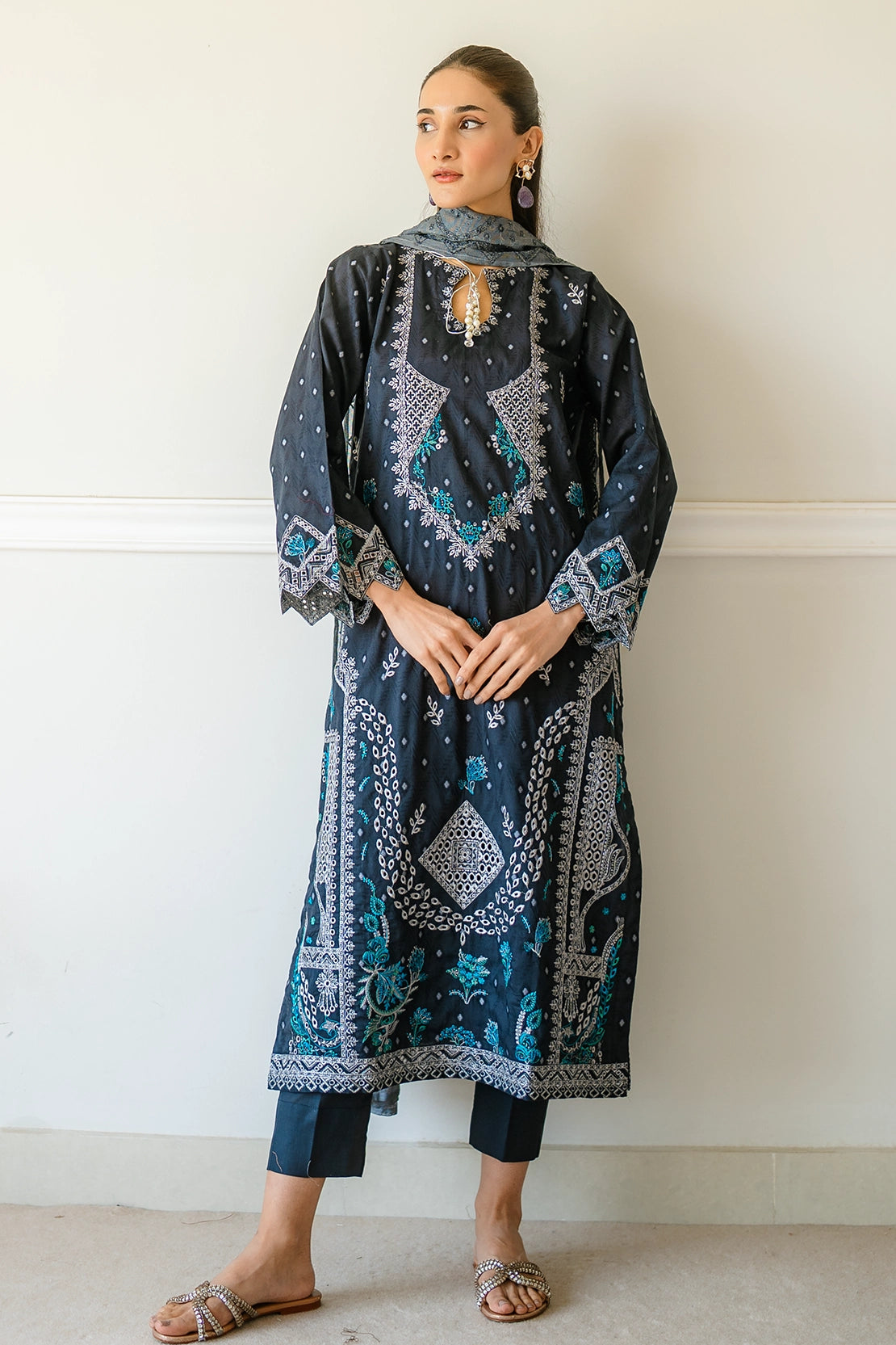 3 Piece - Premium Embroidered Jacquard Lawn - 5550