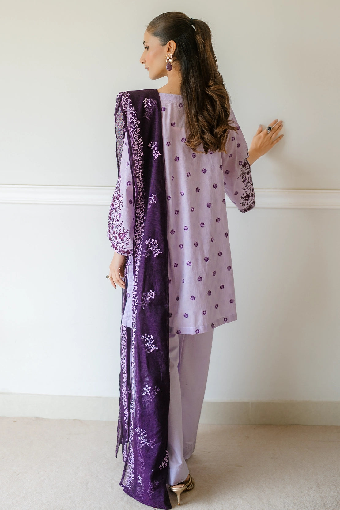 3 Piece - Premium Embroidered Jacquard Lawn - 5554