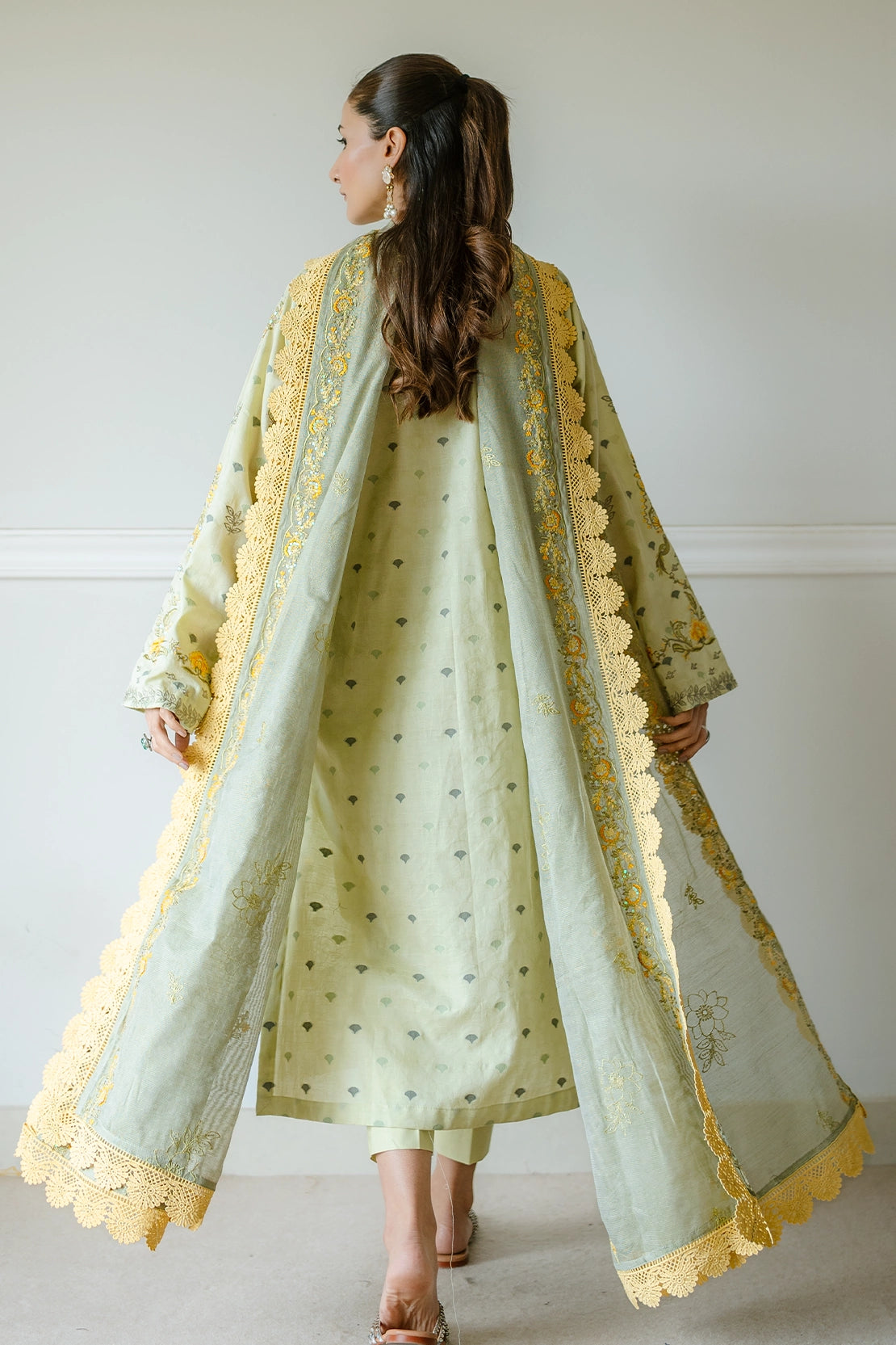 3 Piece - Premium Embroidered Jacquard Lawn - 5557