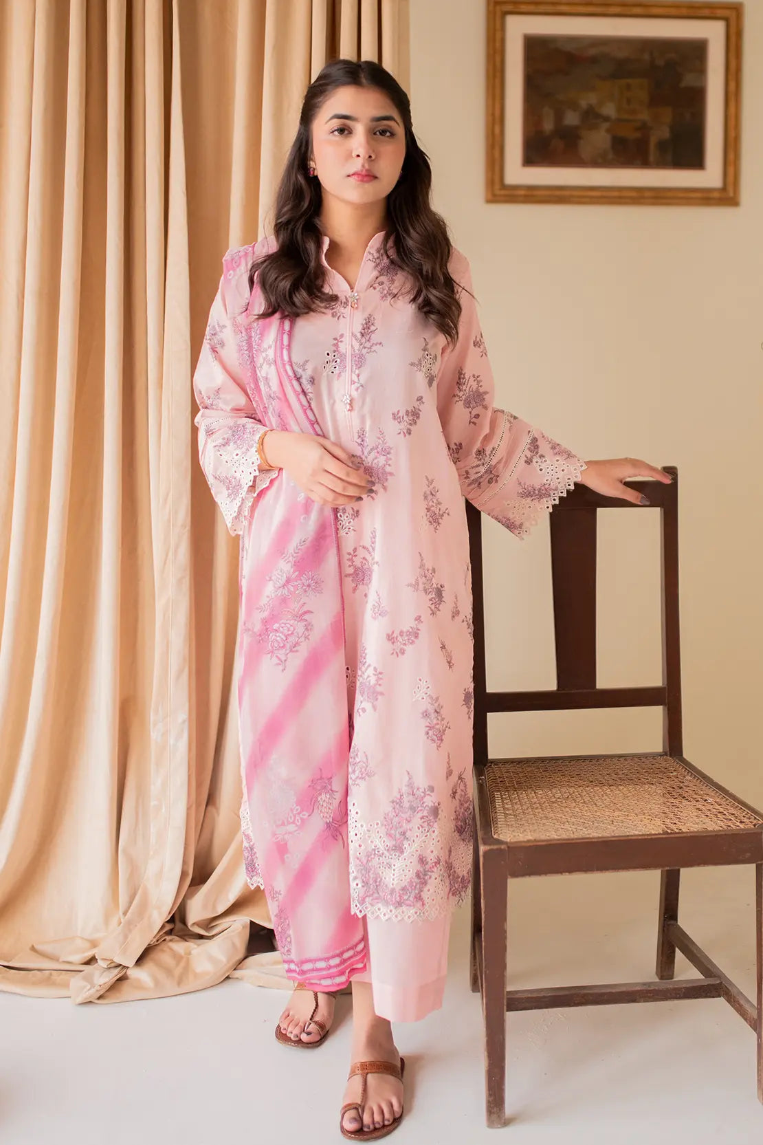 3 Piece - Embroidered Lawn - 8194