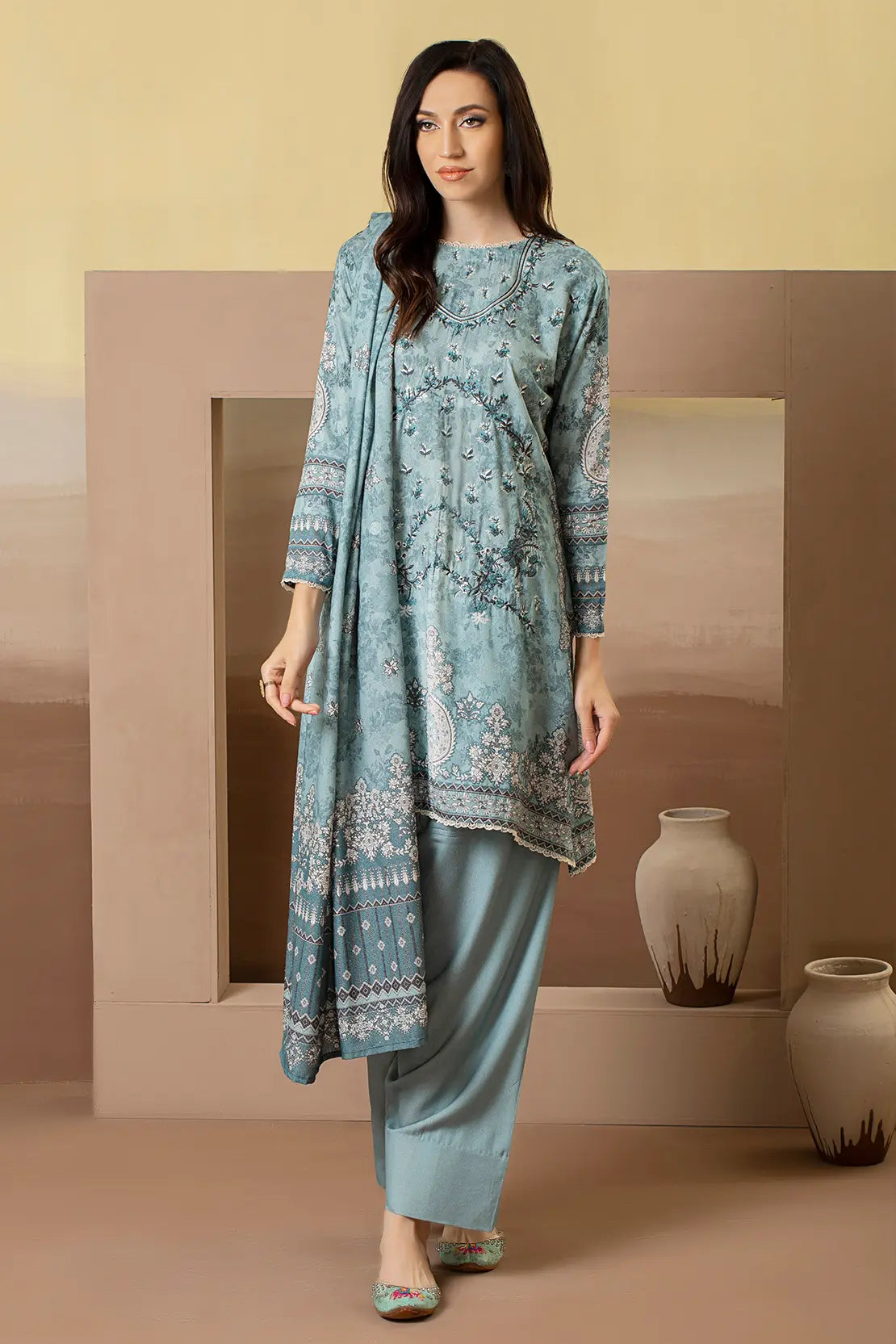 3 Piece – Premium Embroidered Karandi – 8216