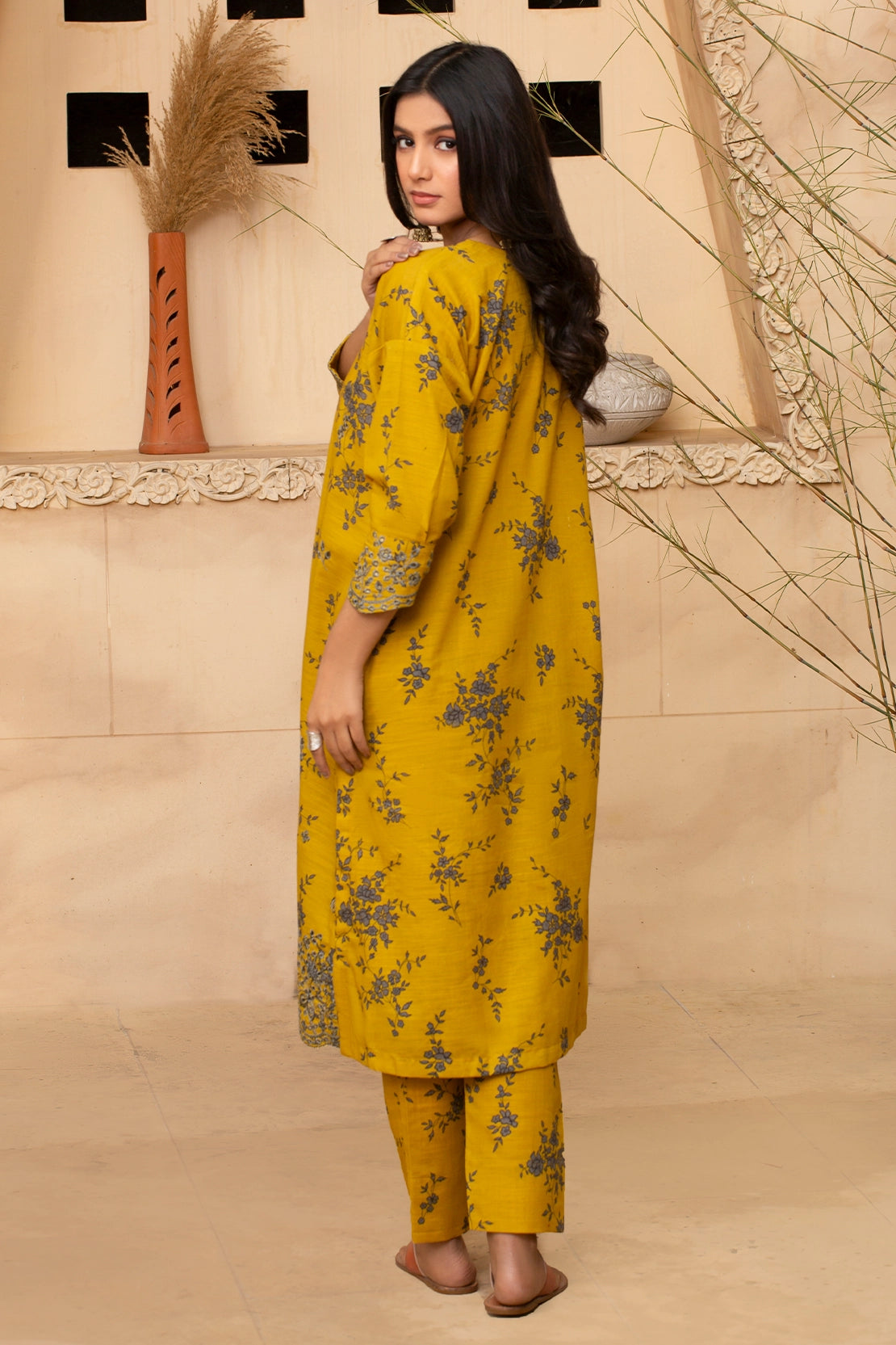 2 Piece - Premium Embroidered Khaddar - 9351