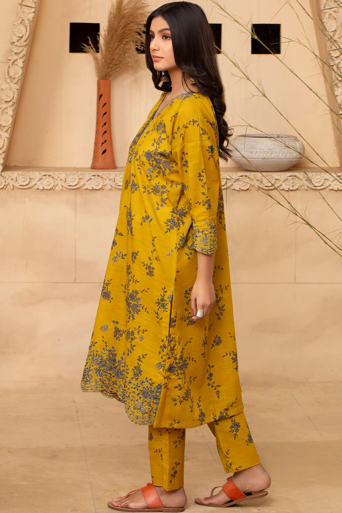 2 Piece - Premium Embroidered Khaddar - 9351