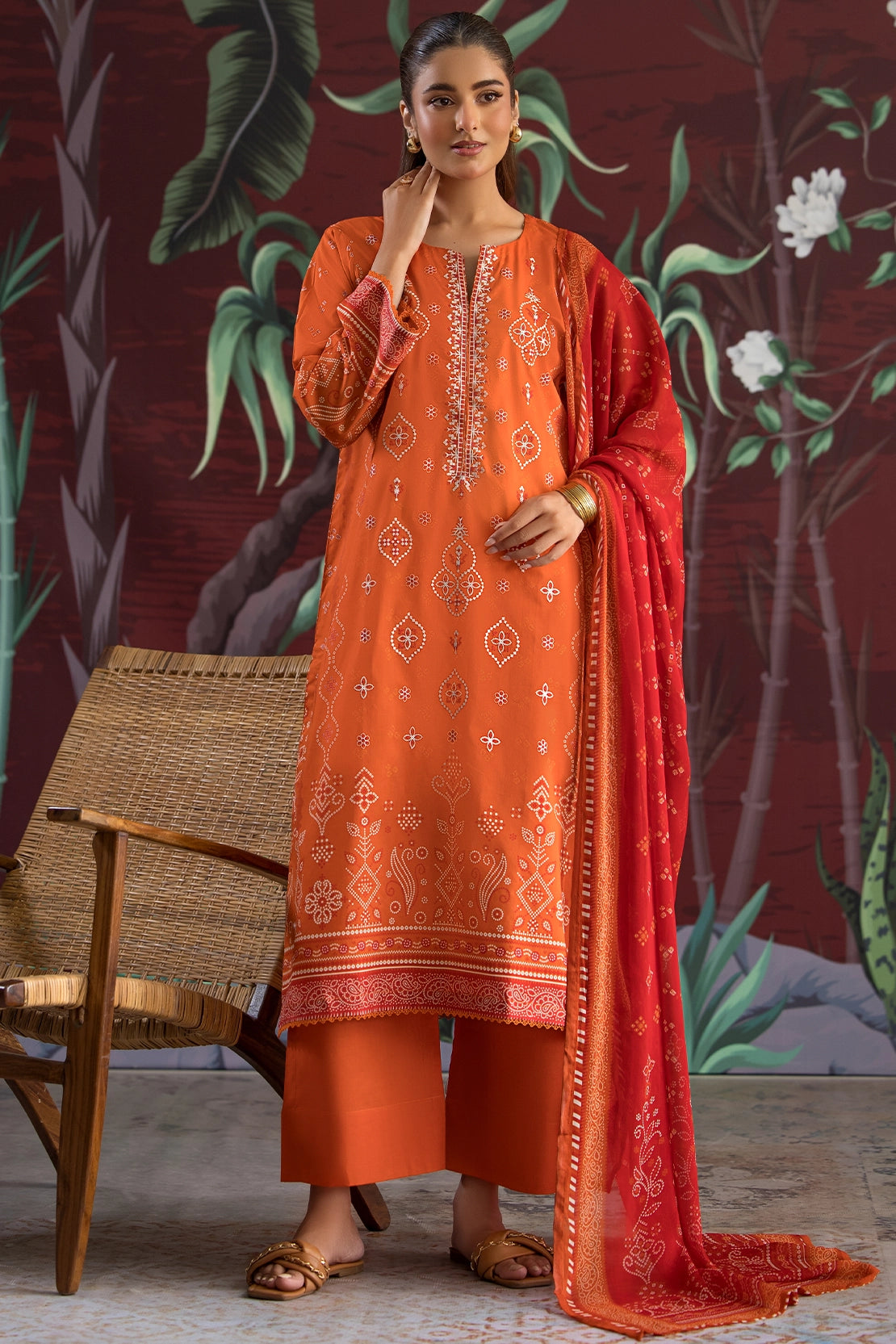 3 Piece - Premium Embroidered Lawn - 537