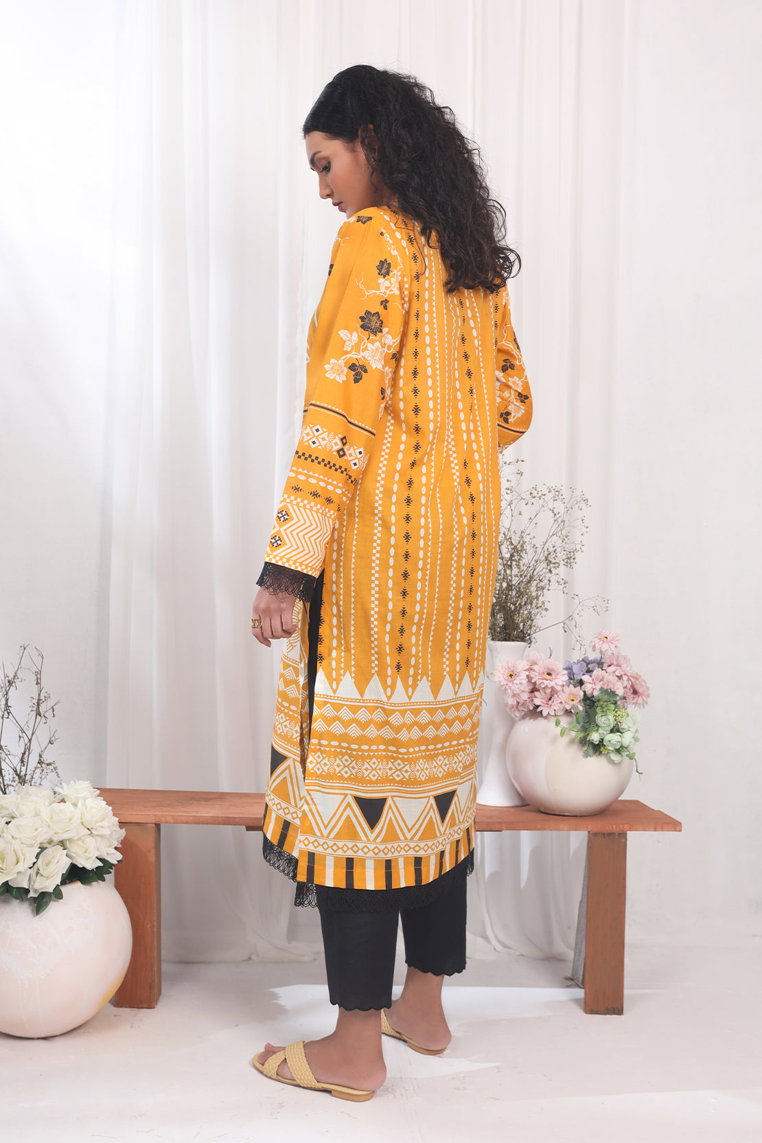1 Piece - Digitally Printed Lawn - 8760
