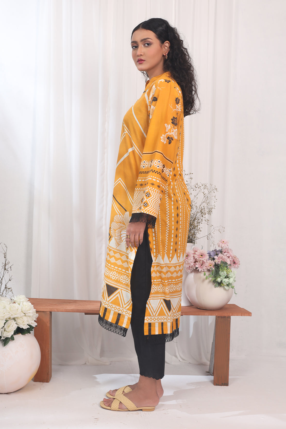 1 Piece - Digitally Printed Lawn - 8760