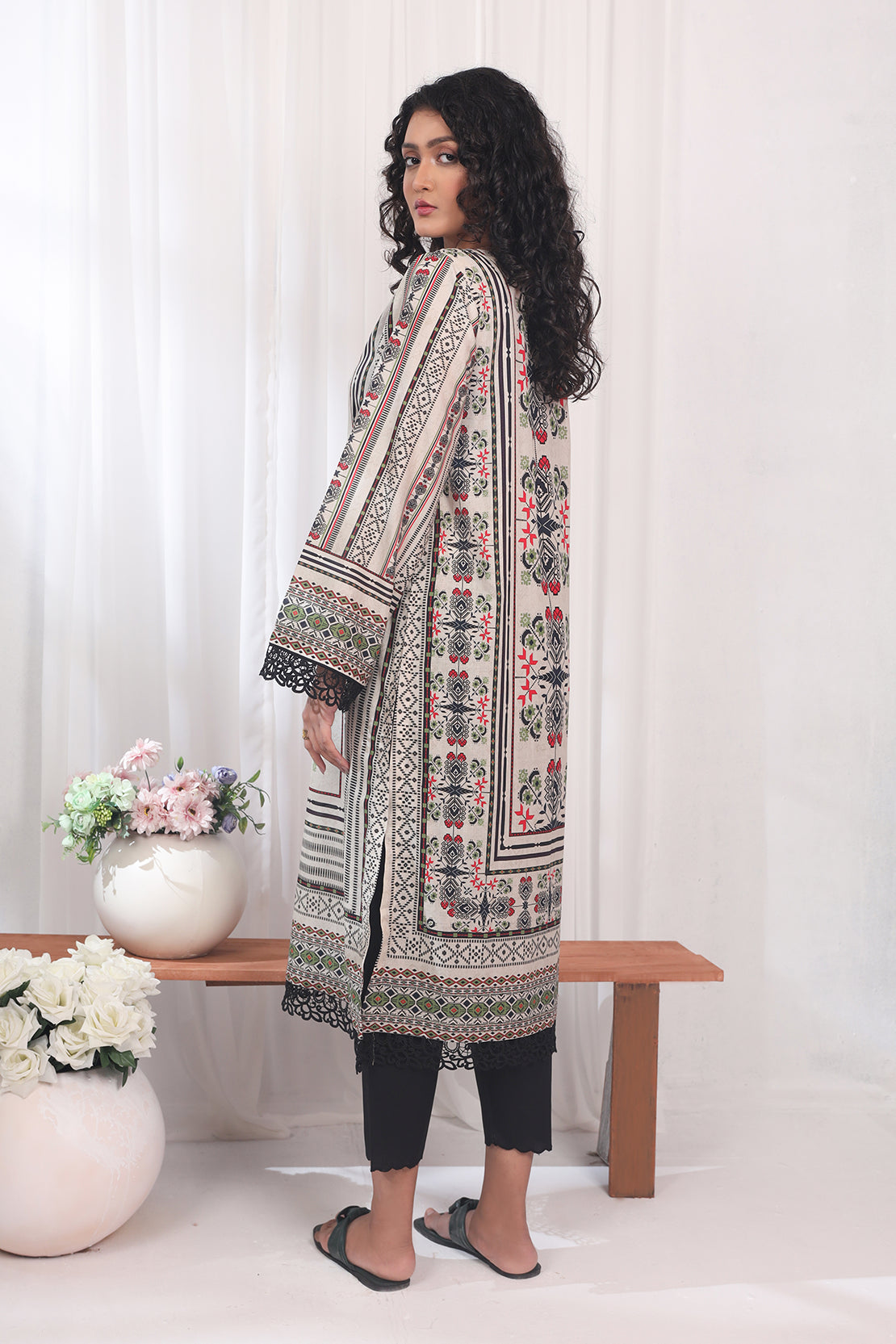 1 Piece - Digitally Printed Lawn - 8751