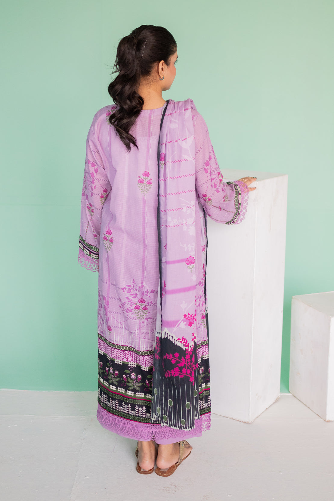 3 Piece Digitally Printed Lawn - 9001