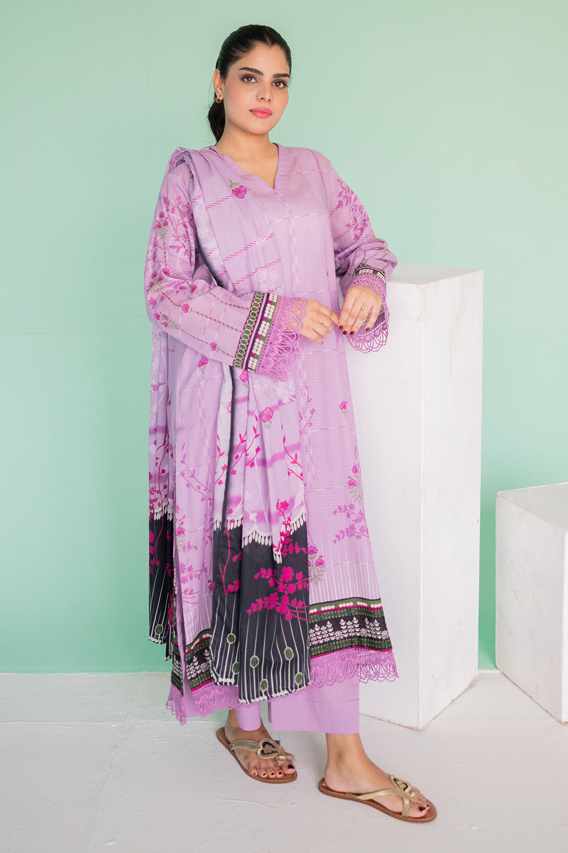 3 Piece Digitally Printed Lawn - 9001