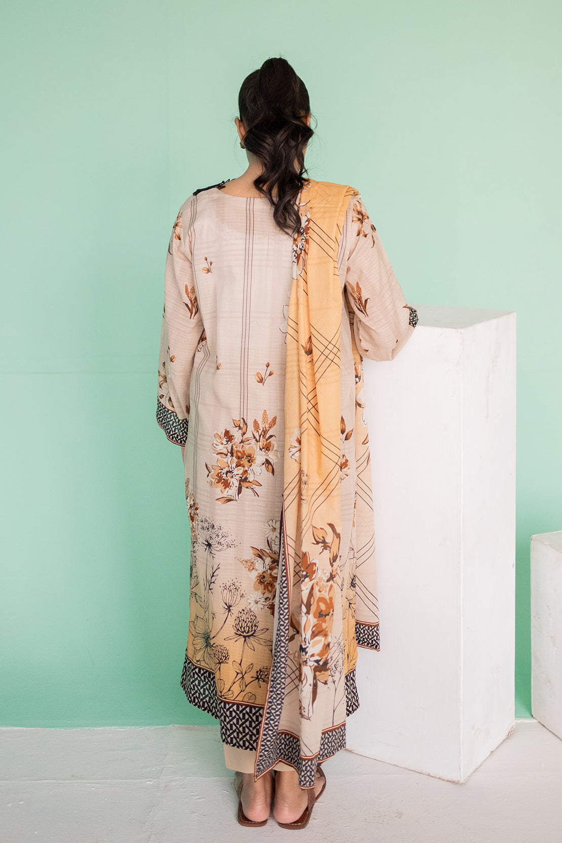 3 Piece Digitally Printed Lawn - 9003