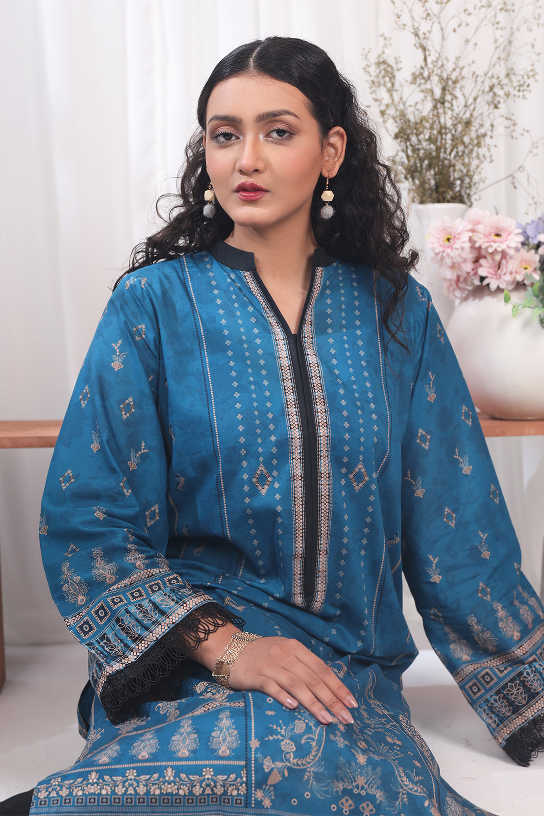 1 Piece - Digitally Printed Lawn - 8755