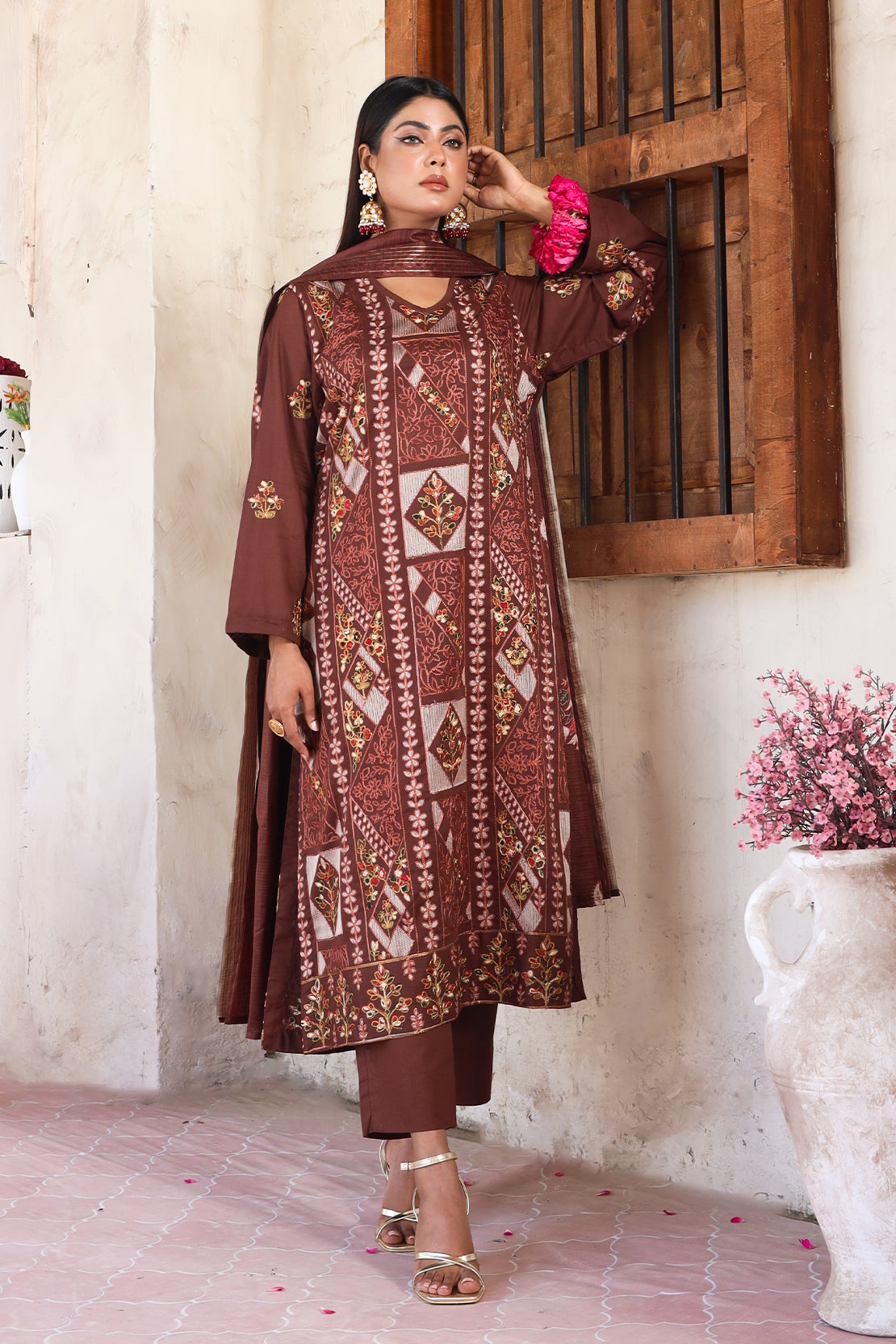 3 Piece - Embroidered Lawn - 8876