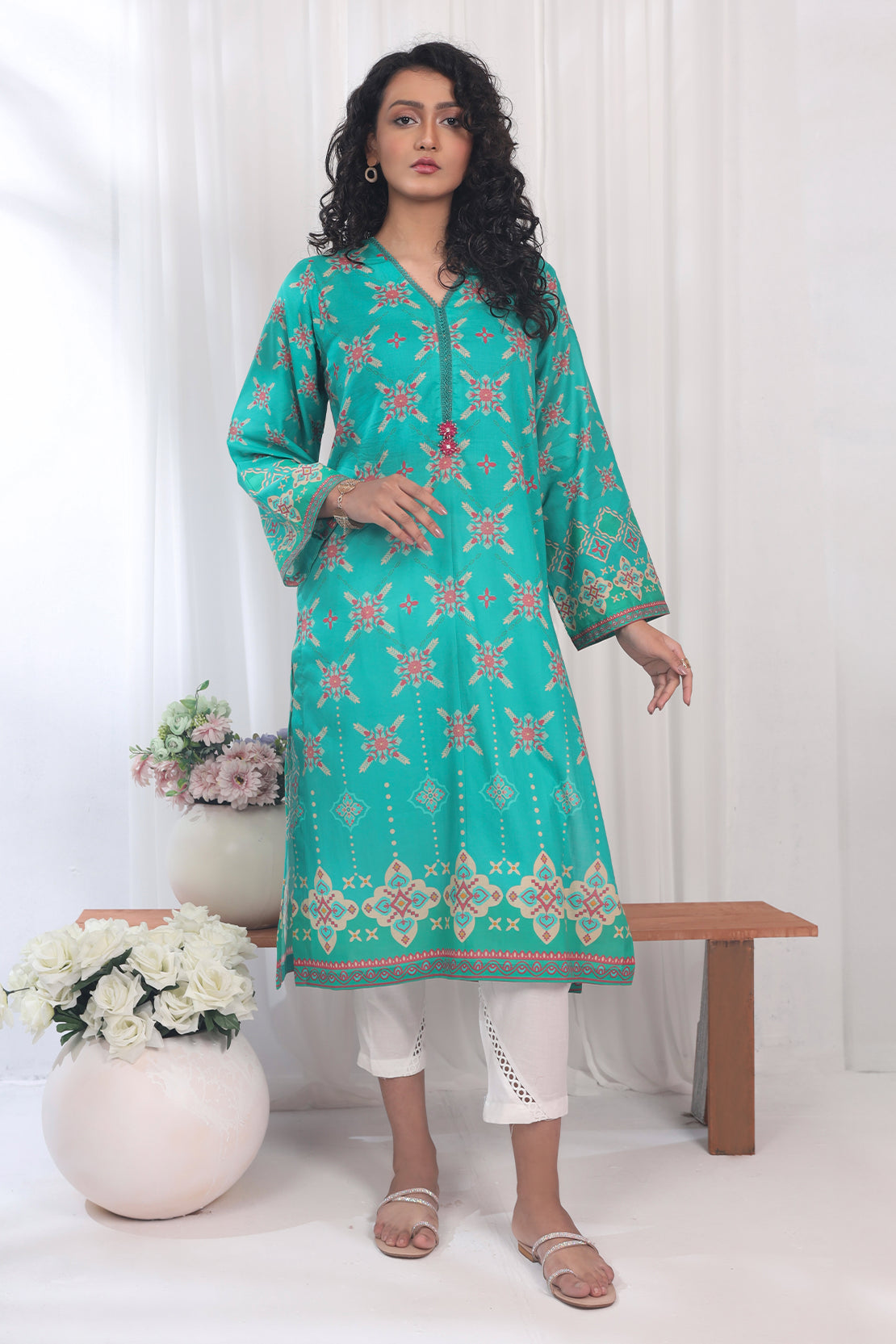 1 Piece - Digitally Printed Lawn - 8757
