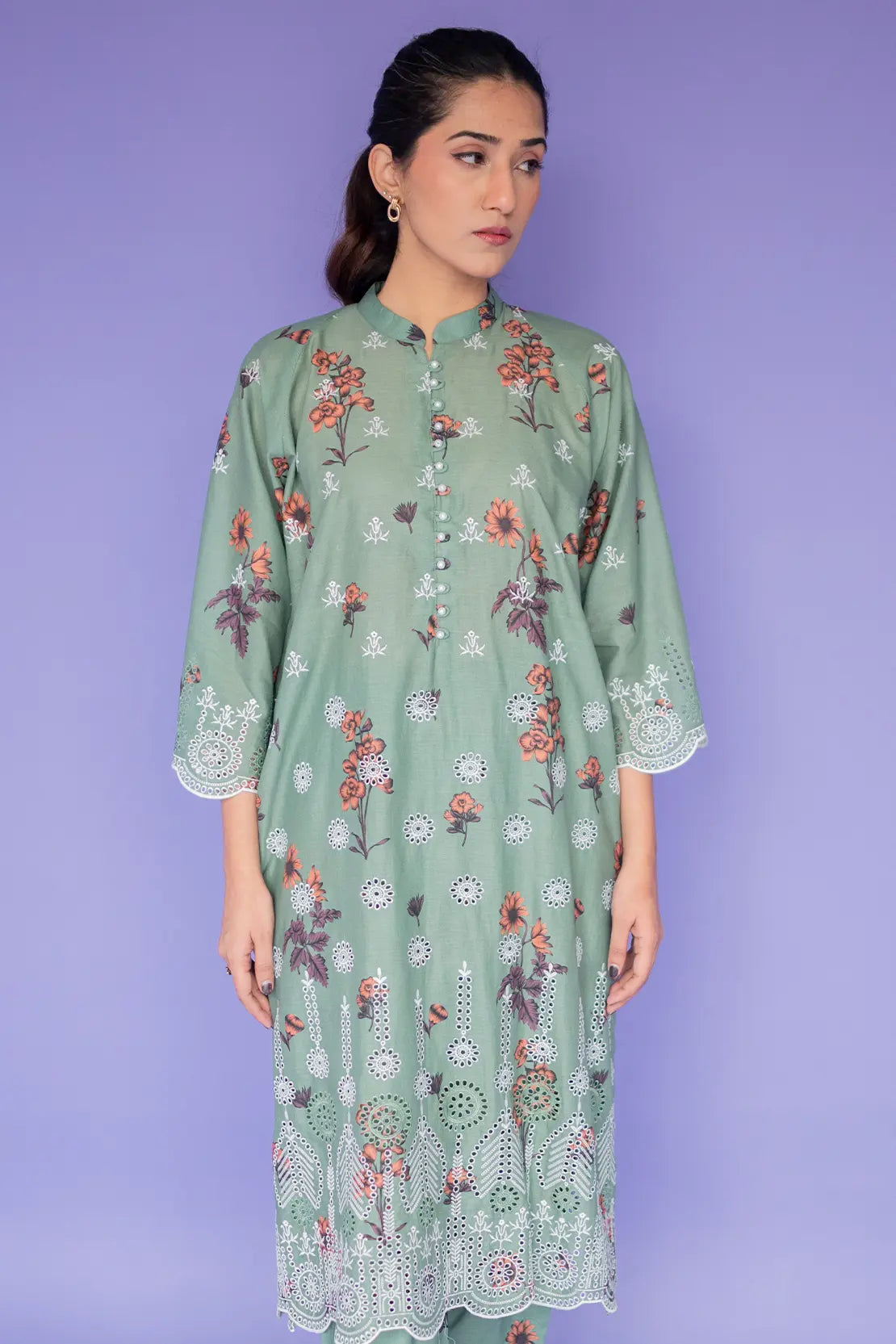 2 Piece Emerald Emb Lawn - 8607