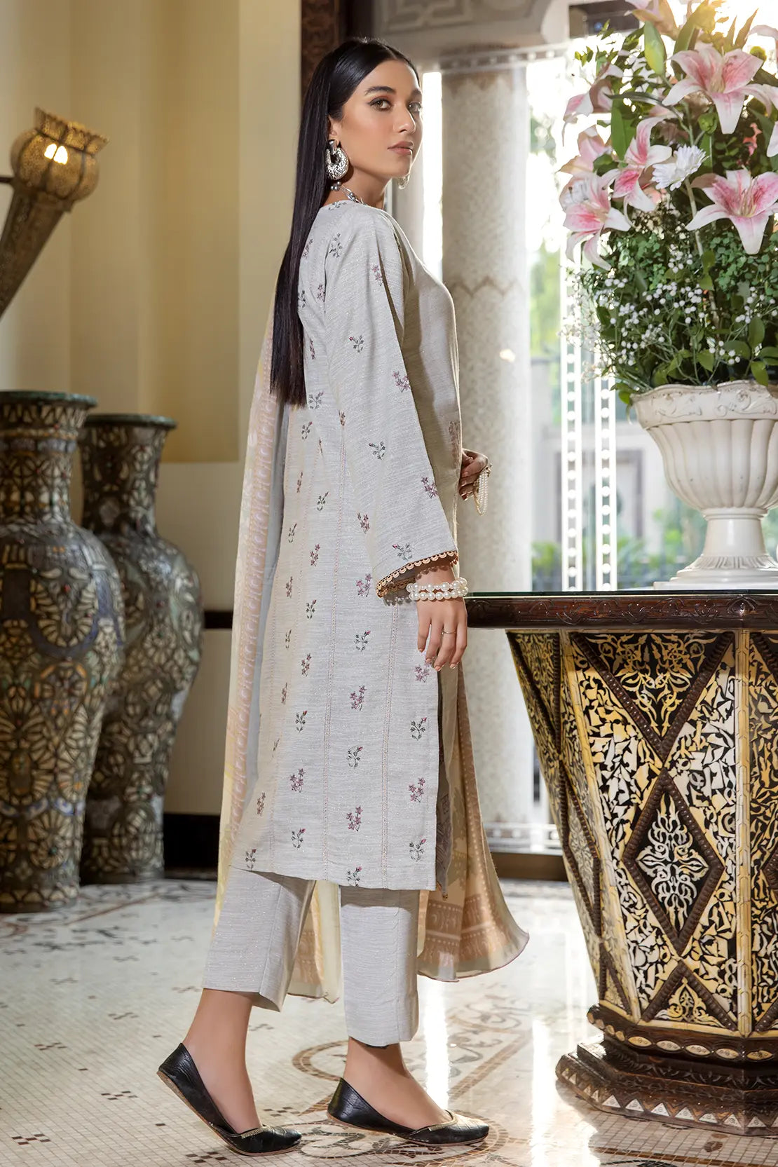 3 Piece – Luxury Embroidered Slub Zari Peach – 401