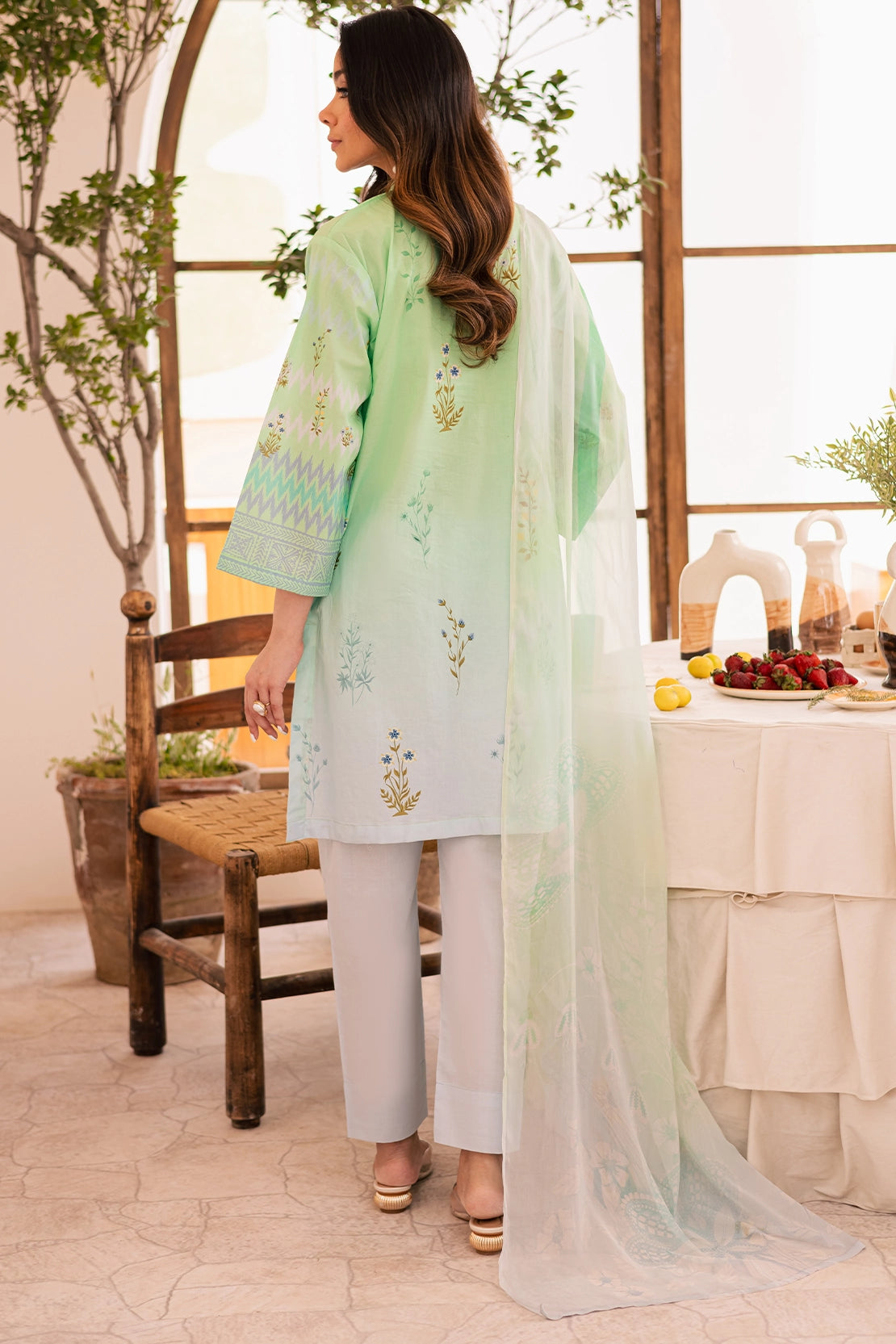 3 Piece - Premium Embroidered Lawn - 025