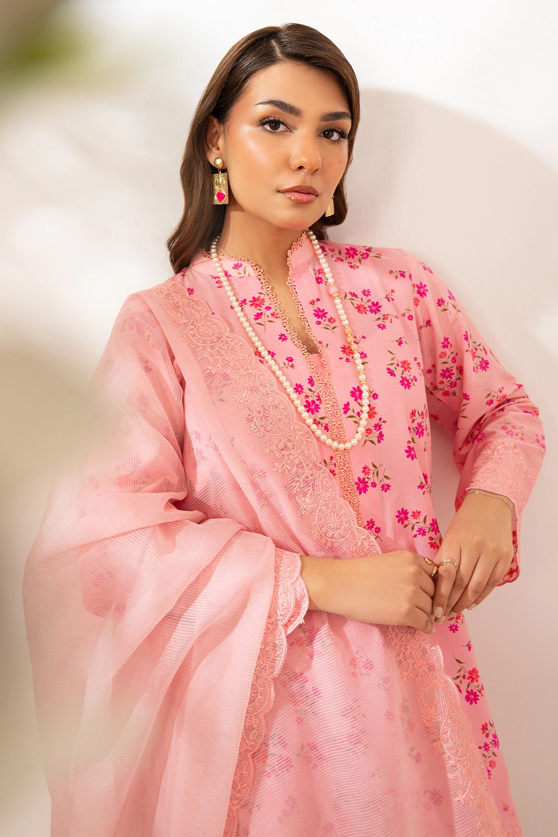 3 Piece - Premium Embroidered Lawn - 563