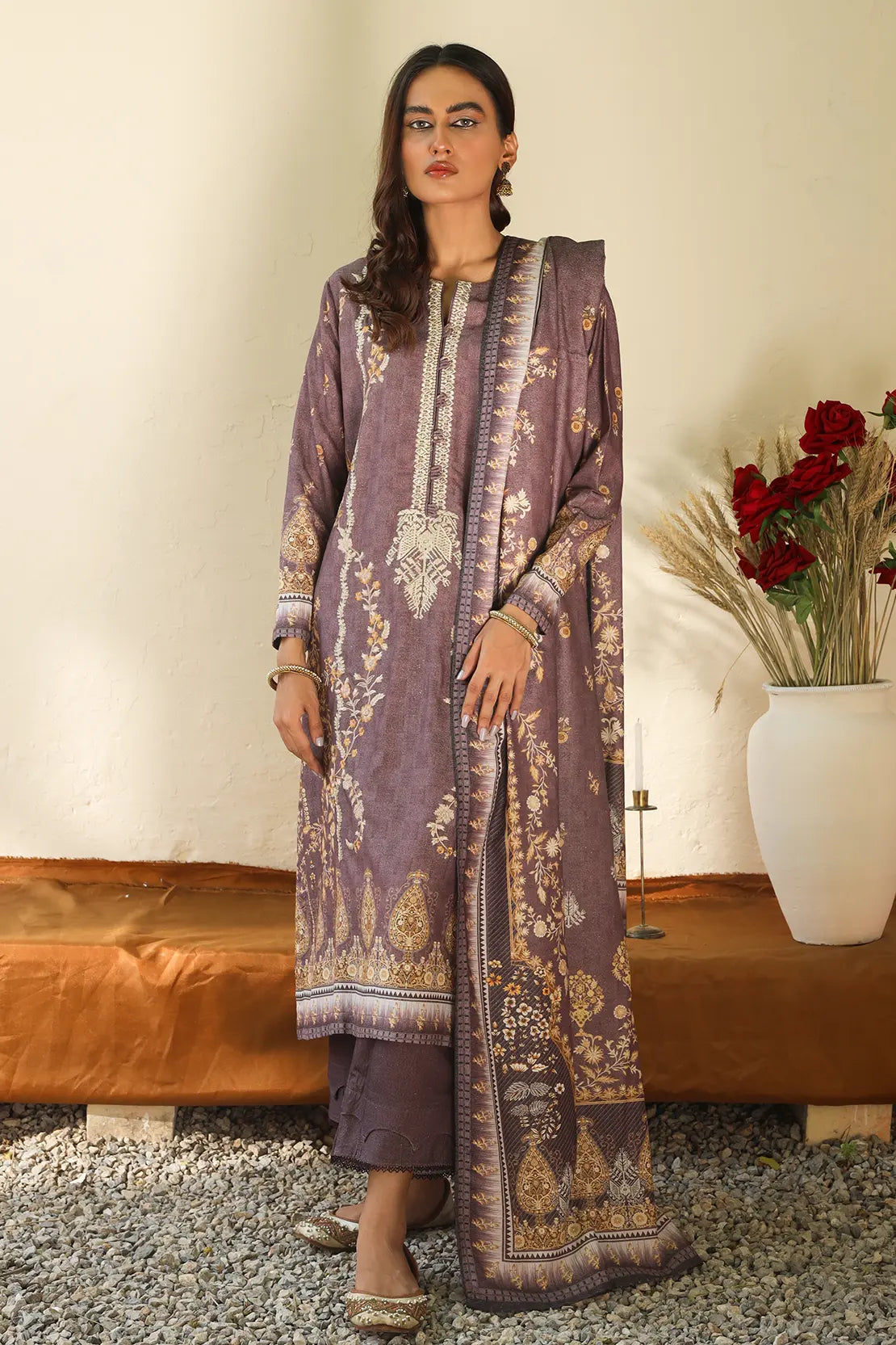 3 Piece – Premium Embroidered Karandi – 8209