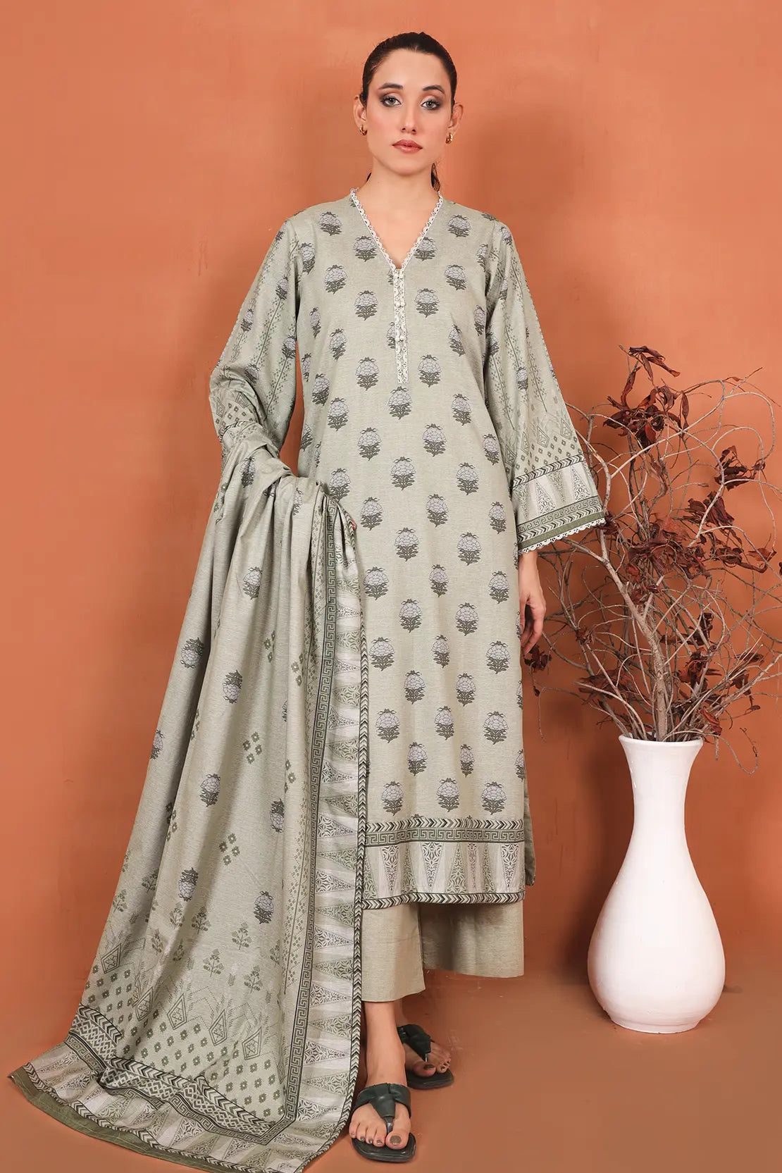 3 Piece – Luxury Printed Black Chambray – 8394