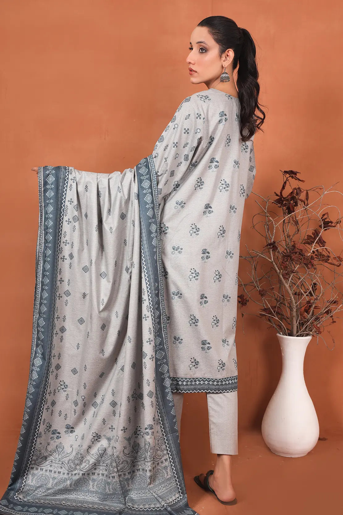 3 Piece – Luxury Printed Black Chambray – 8396