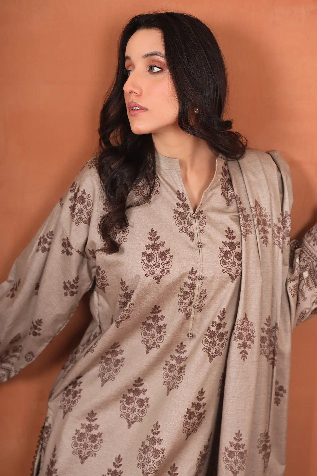 3 Piece – Luxury Printed Black Chambray – 8398