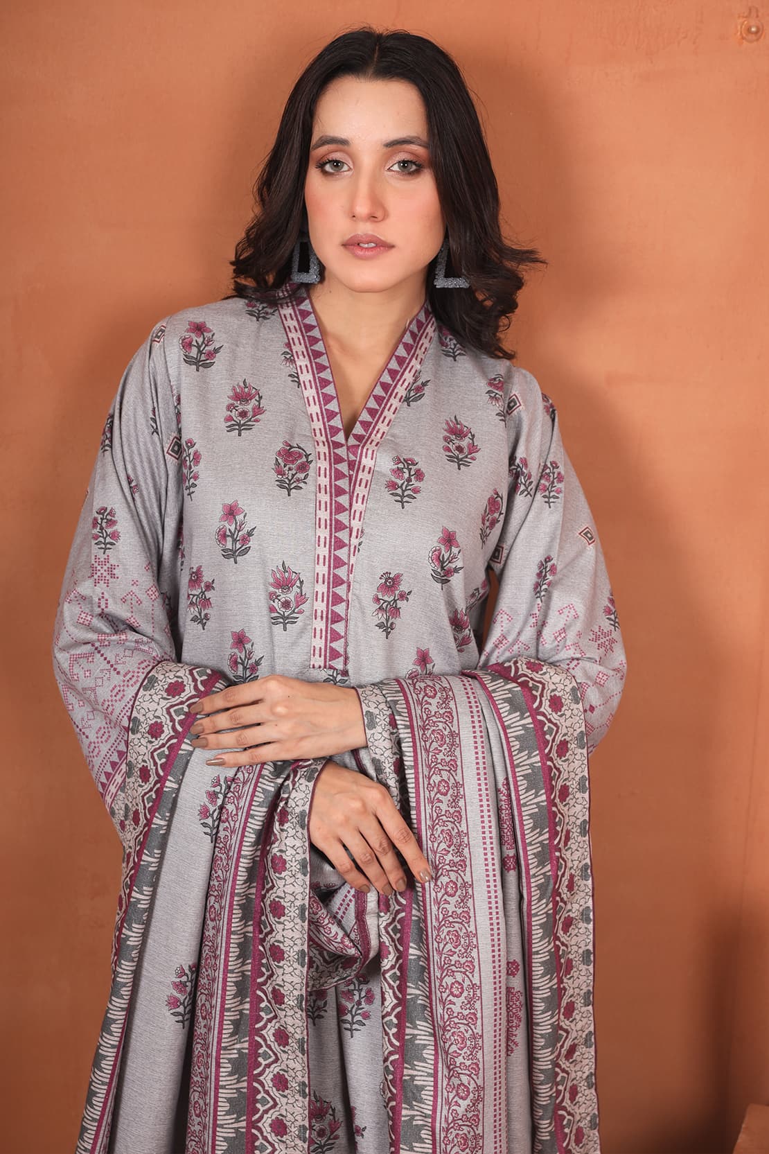 3 Piece – Luxury Printed Black Chambray – 8399