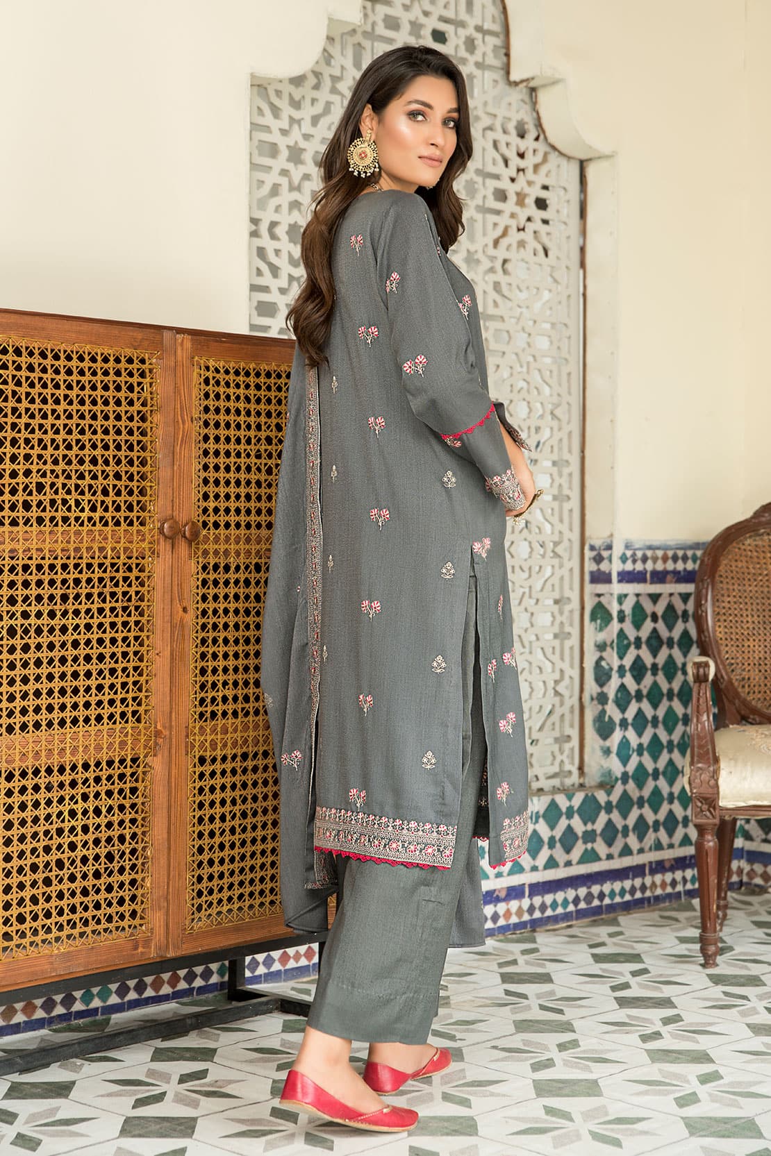 3 Piece - Luxury Embroidered Peach - 603