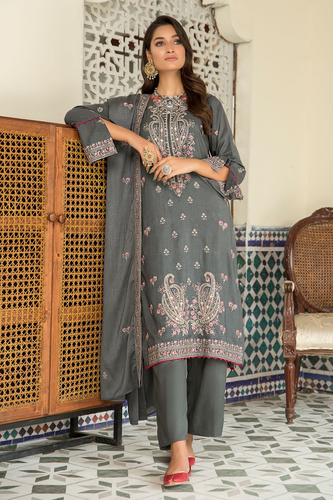 3 Piece - Luxury Embroidered Peach - 603