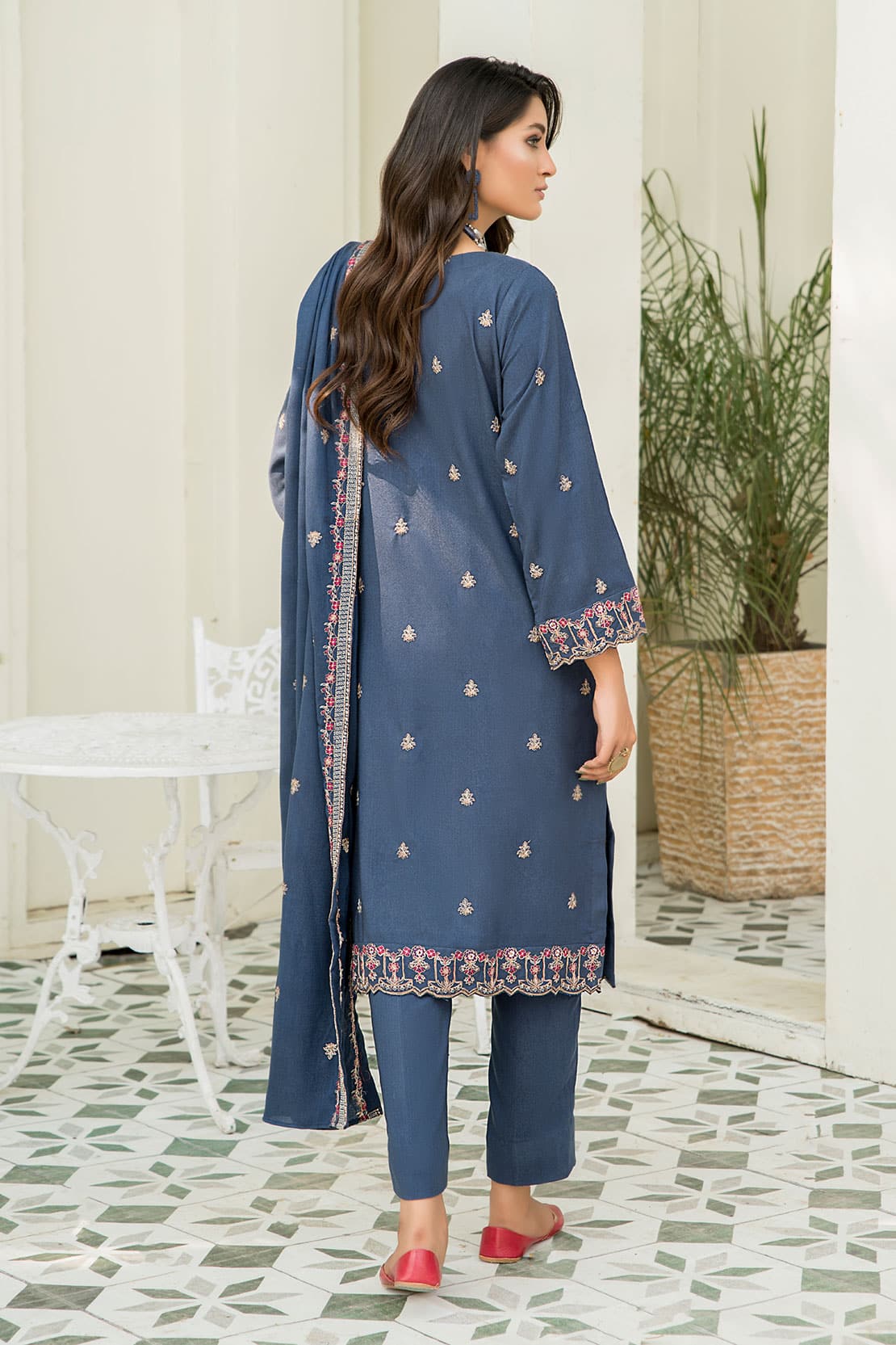 3 Piece - Luxury Embroidered Peach - 606