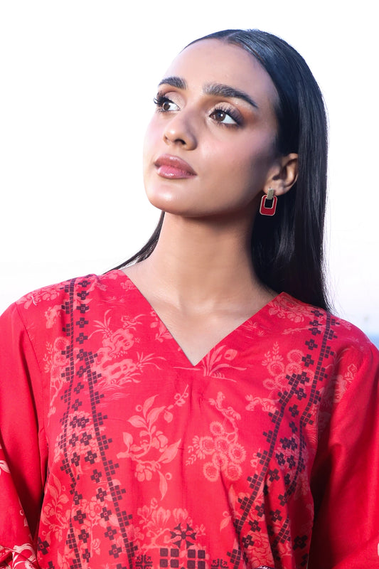 1 Piece - Digitally Printed Lawn - 8823