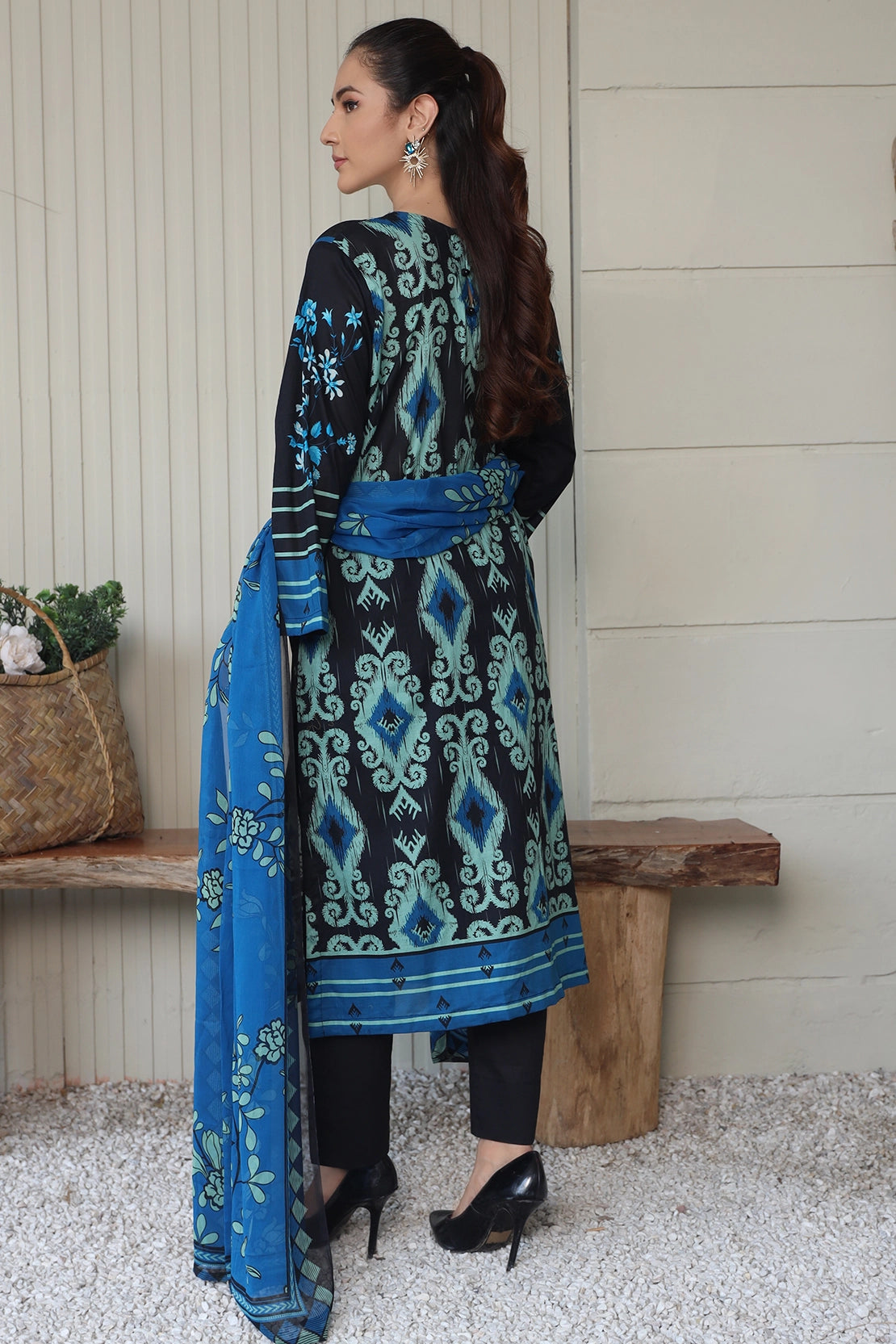 3 PIECE - PREMIUM EMBROIDERED LAWN - 9140