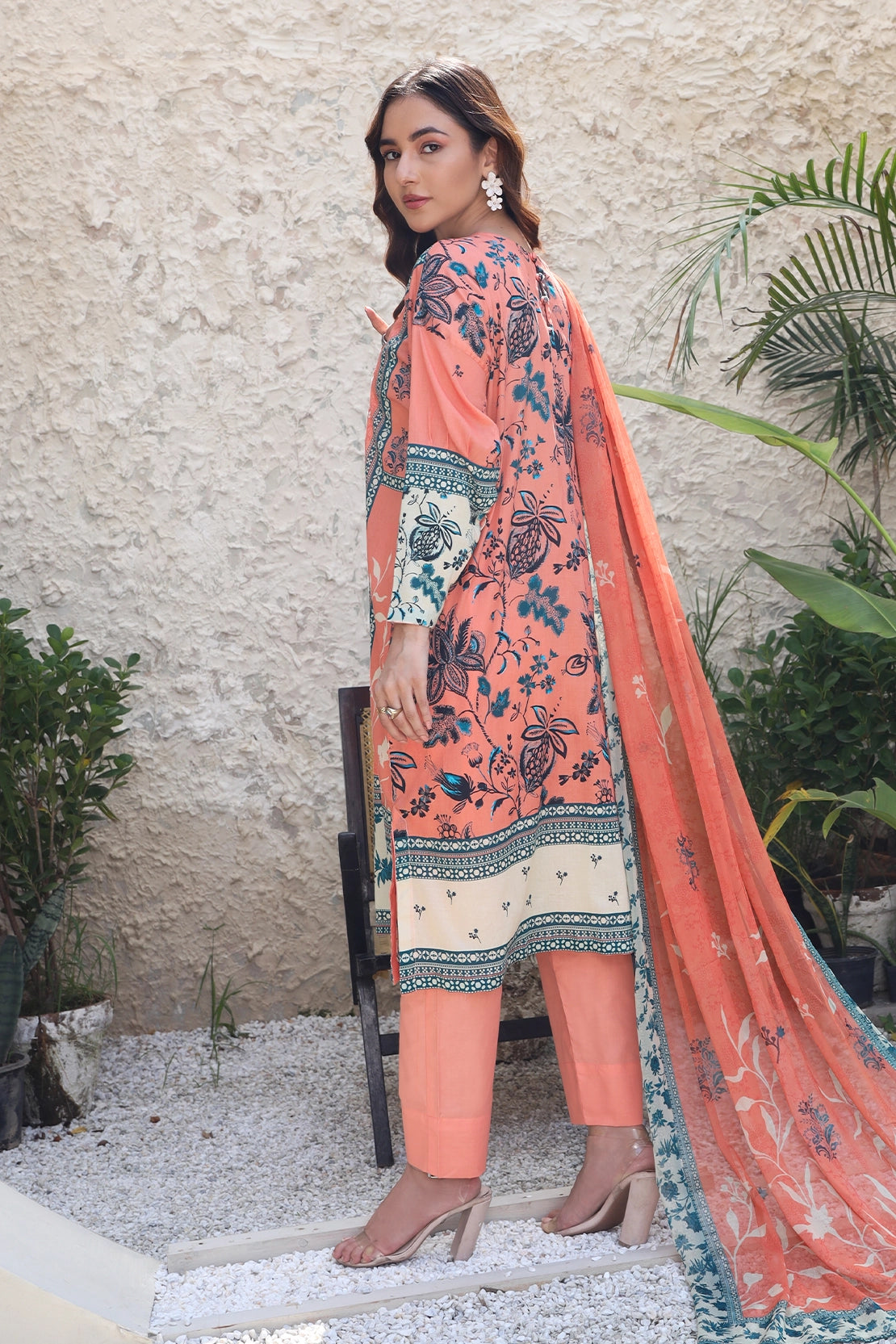 3 PIECE - PREMIUM EMBROIDERED LAWN - 9135