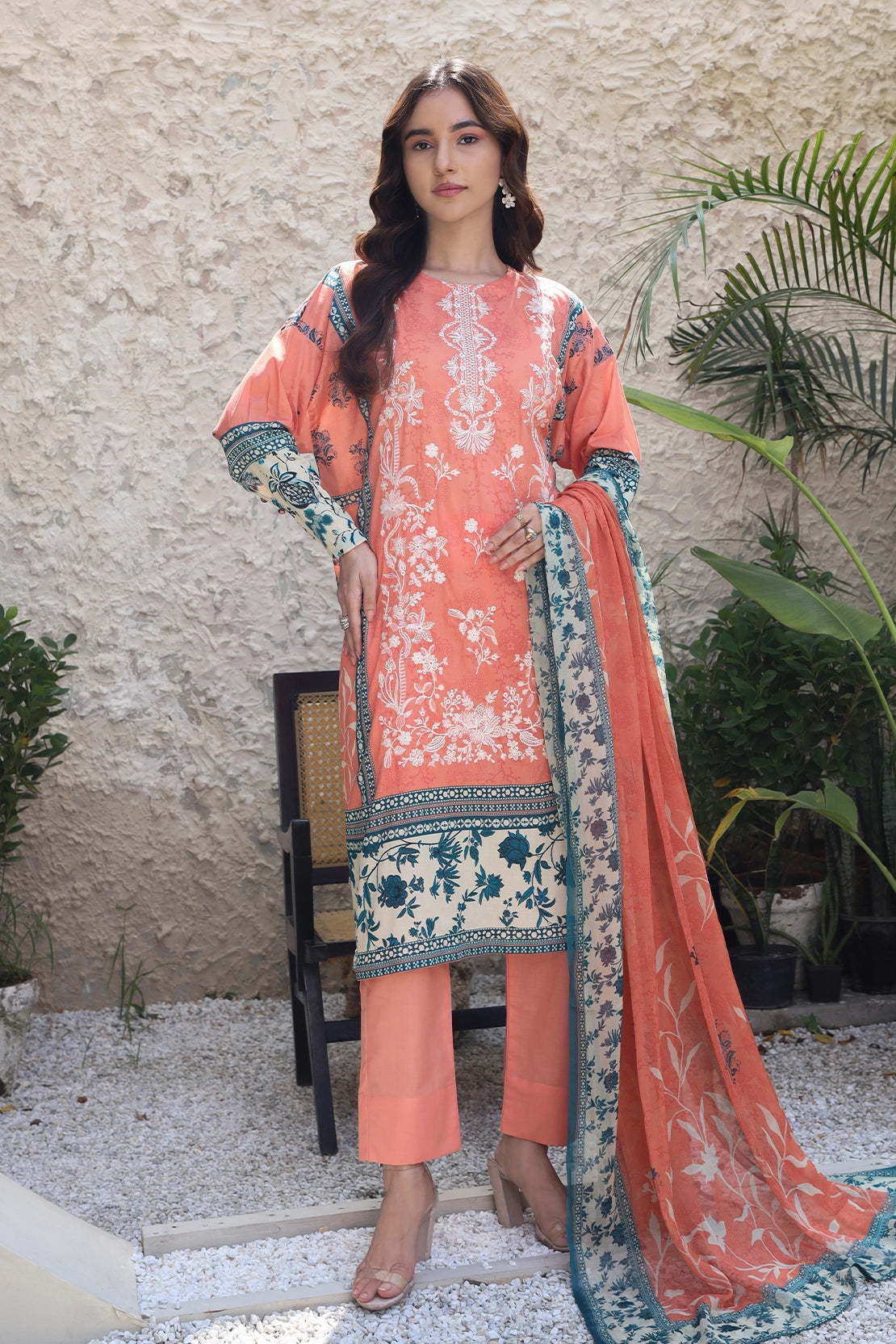3 PIECE - PREMIUM EMBROIDERED LAWN - 9135