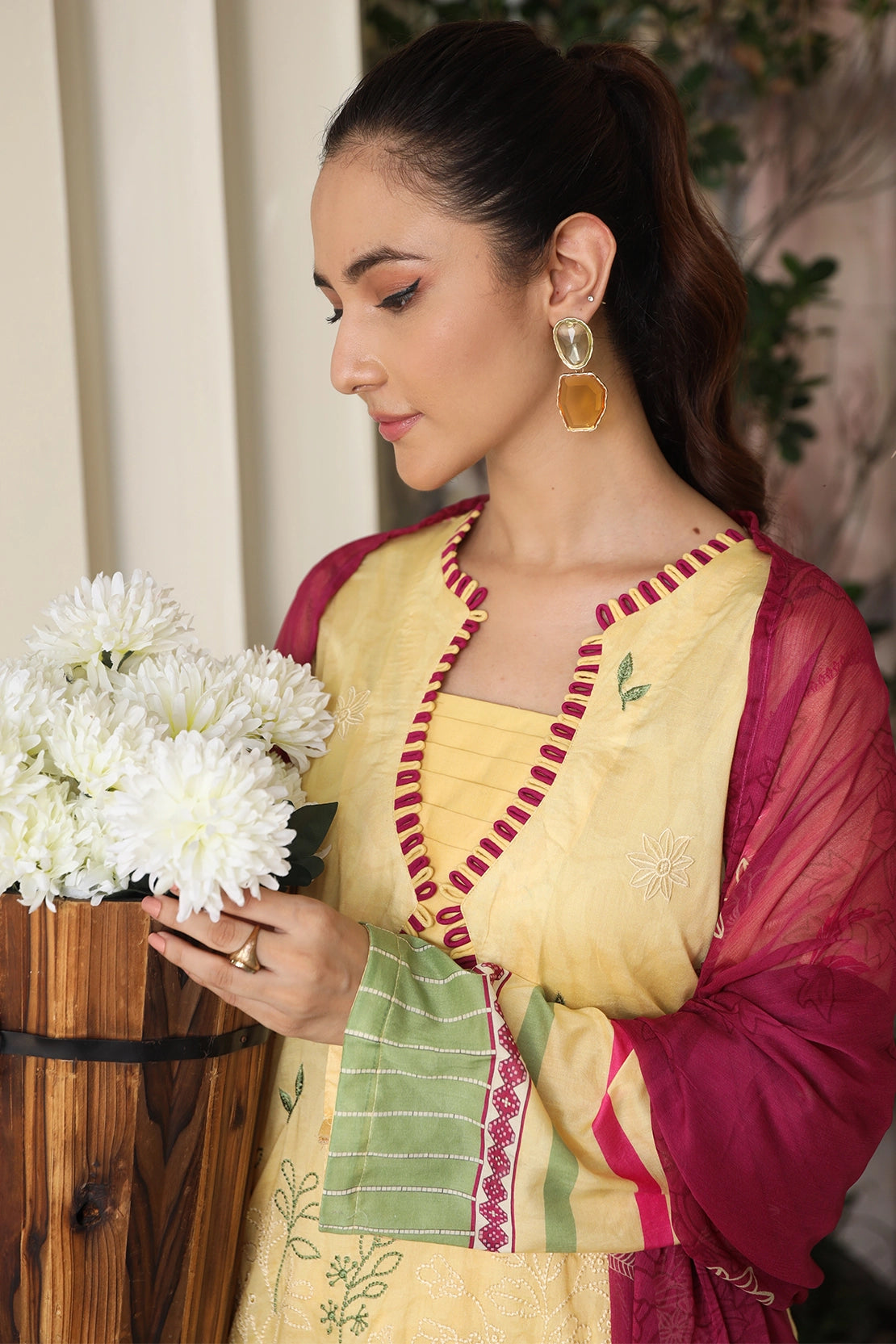 3 PIECE - PREMIUM EMBROIDERED LAWN - 9139