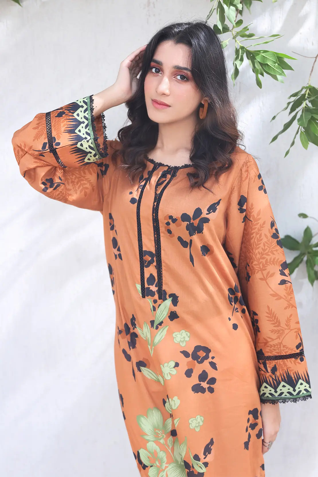 1 Piece - Digitally Printed Lawn - 8624