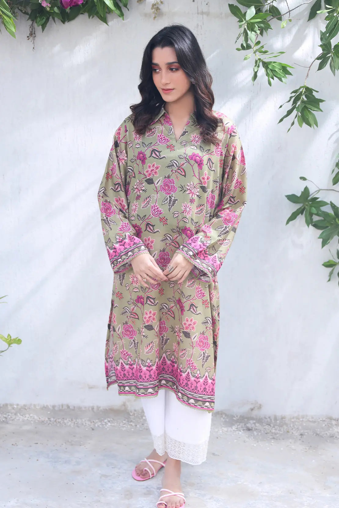 1 Piece - Digitally Printed Lawn - 8629
