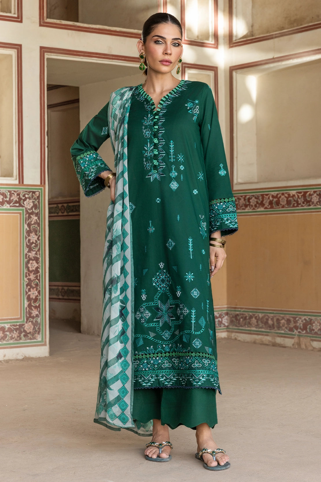 3 Piece - Premium Embroidered Luxury Lawn - 574