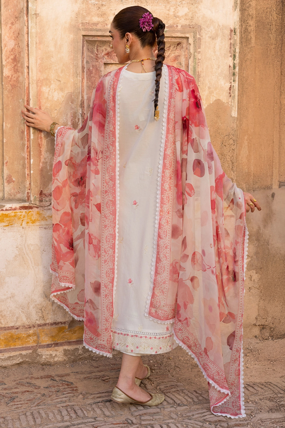 3 Piece - Premium Embroidered Luxury Lawn - 576